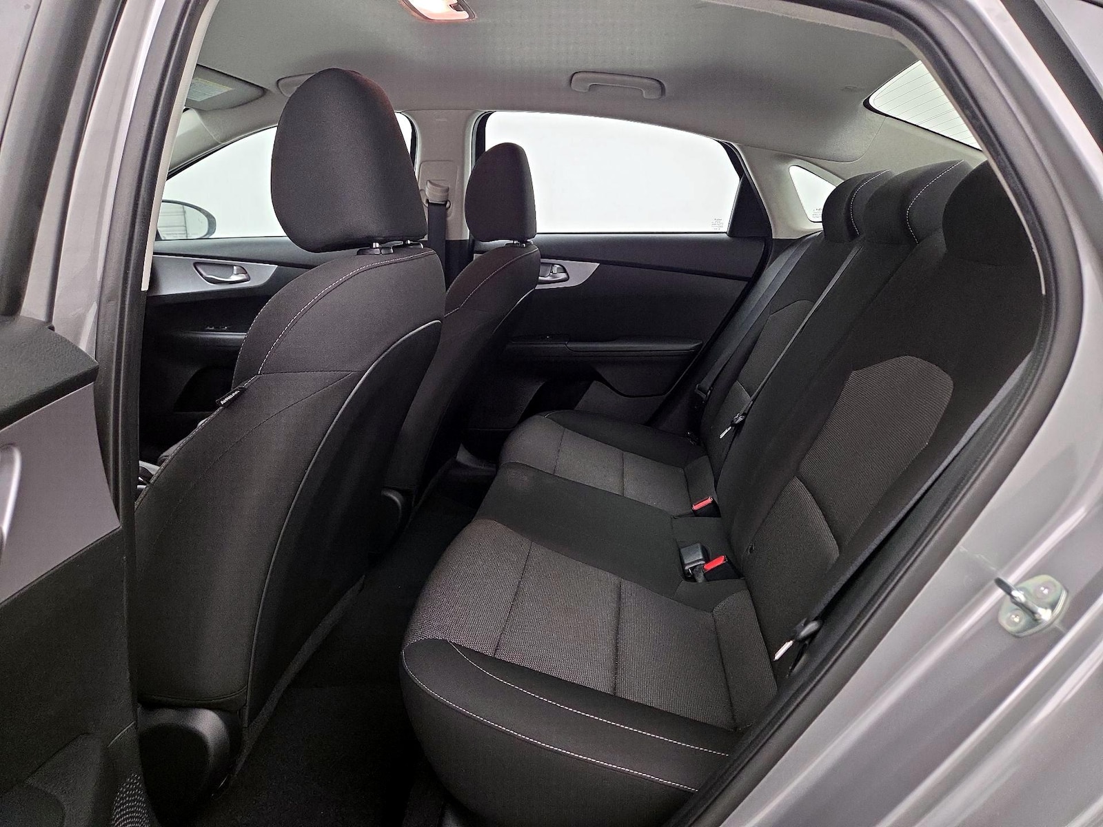 2023 Kia Forte LXS - Photo 20
