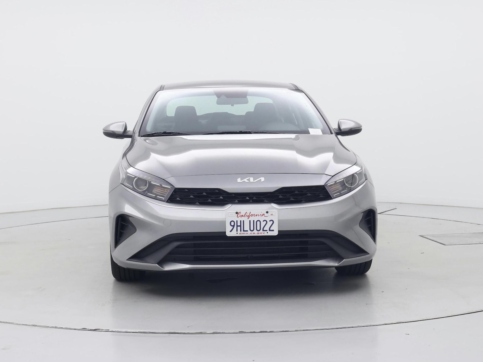 2023 Kia Forte LXS - Photo 6