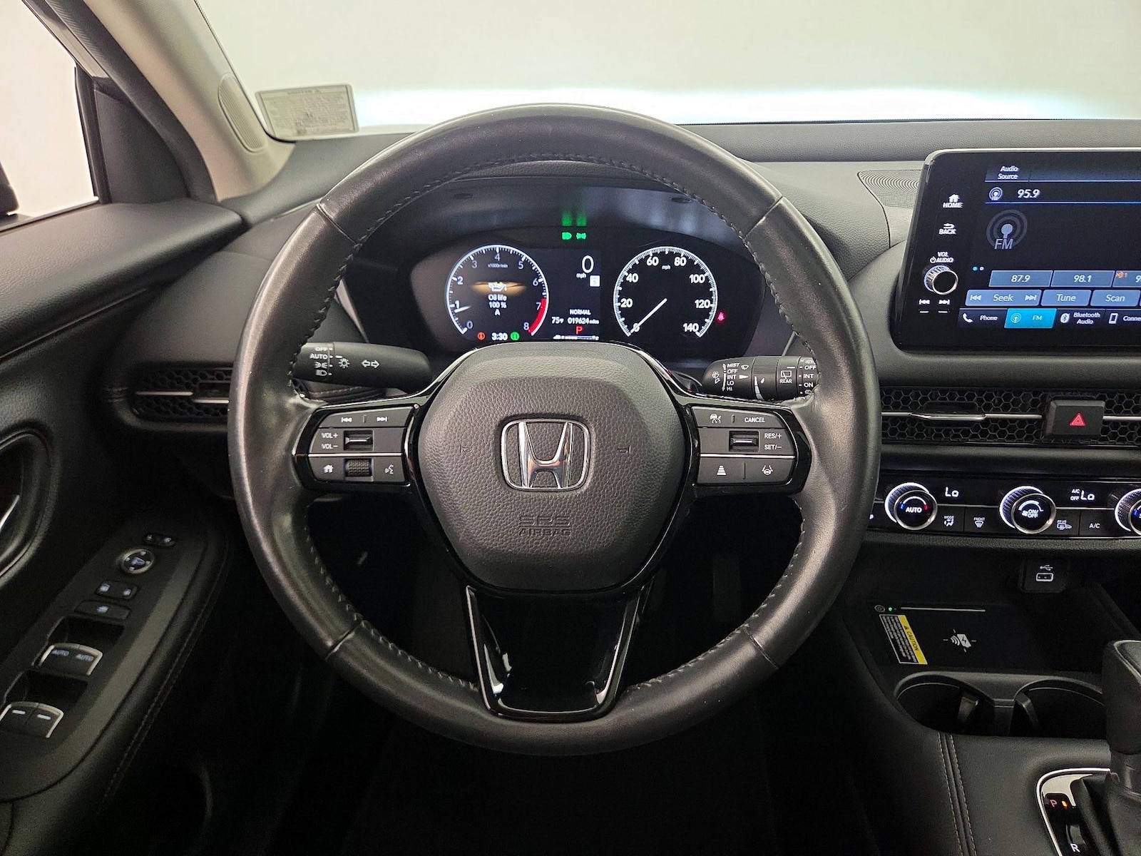 2025 Honda HR-V EX-L - Photo 11