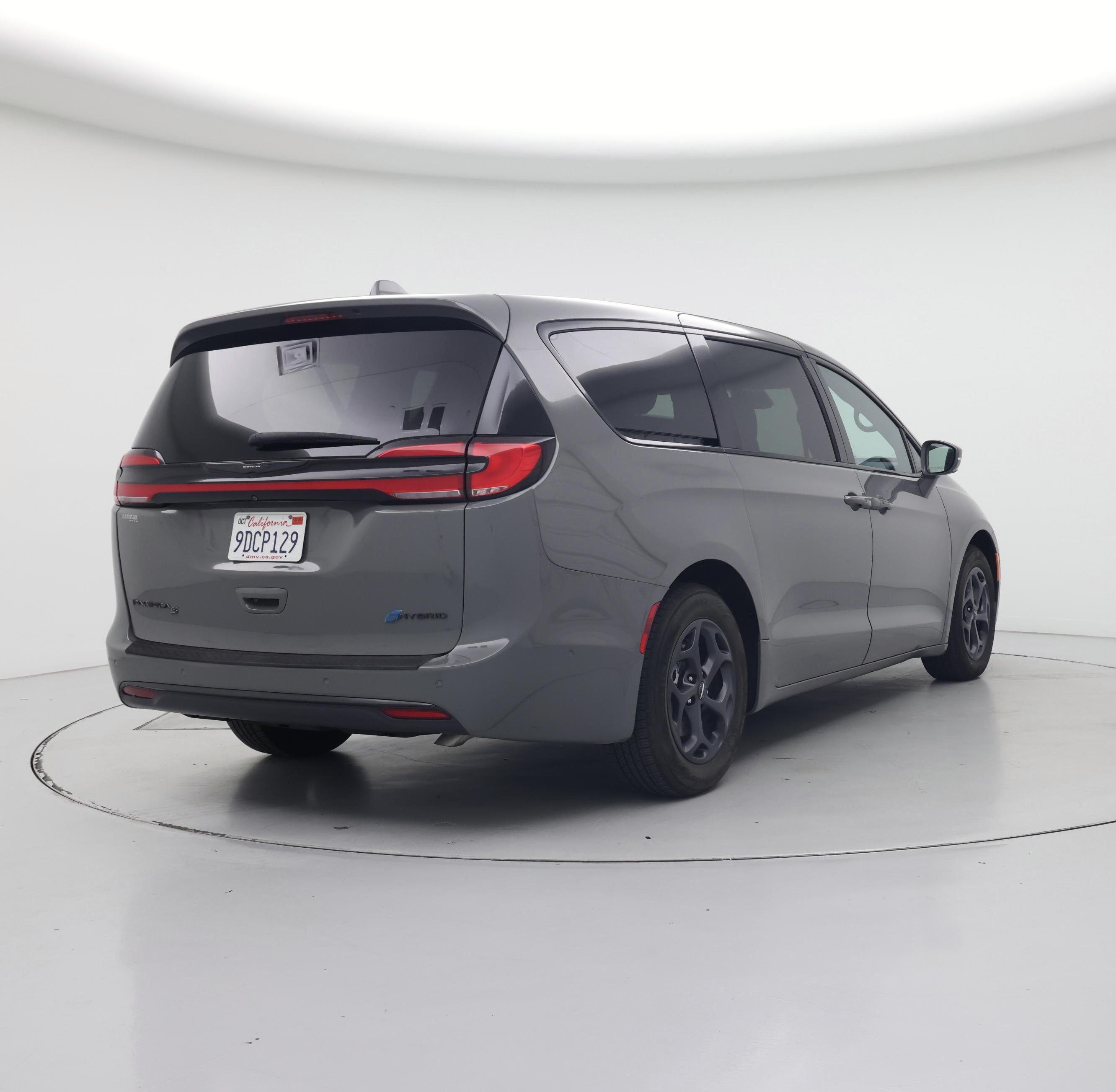 Thumbnail: 2022 Chrysler Pacifica - 8