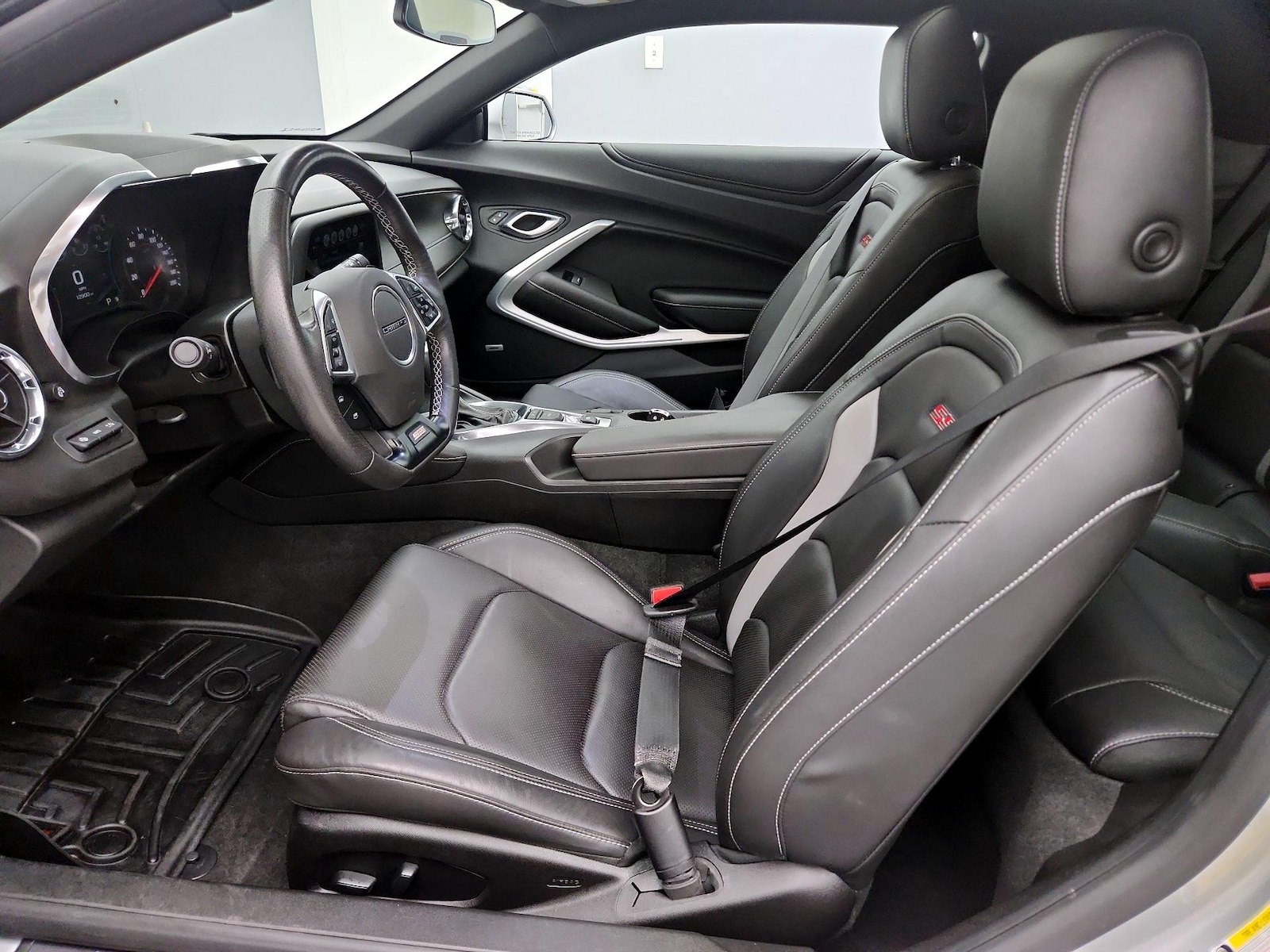 2018 Chevrolet Camaro 2SS - Photo 12