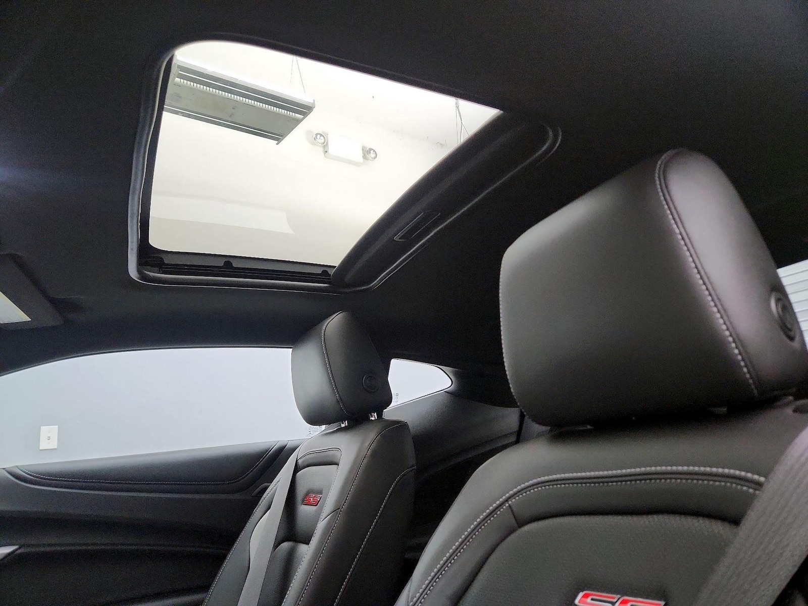 2018 Chevrolet Camaro 2SS - Photo 19
