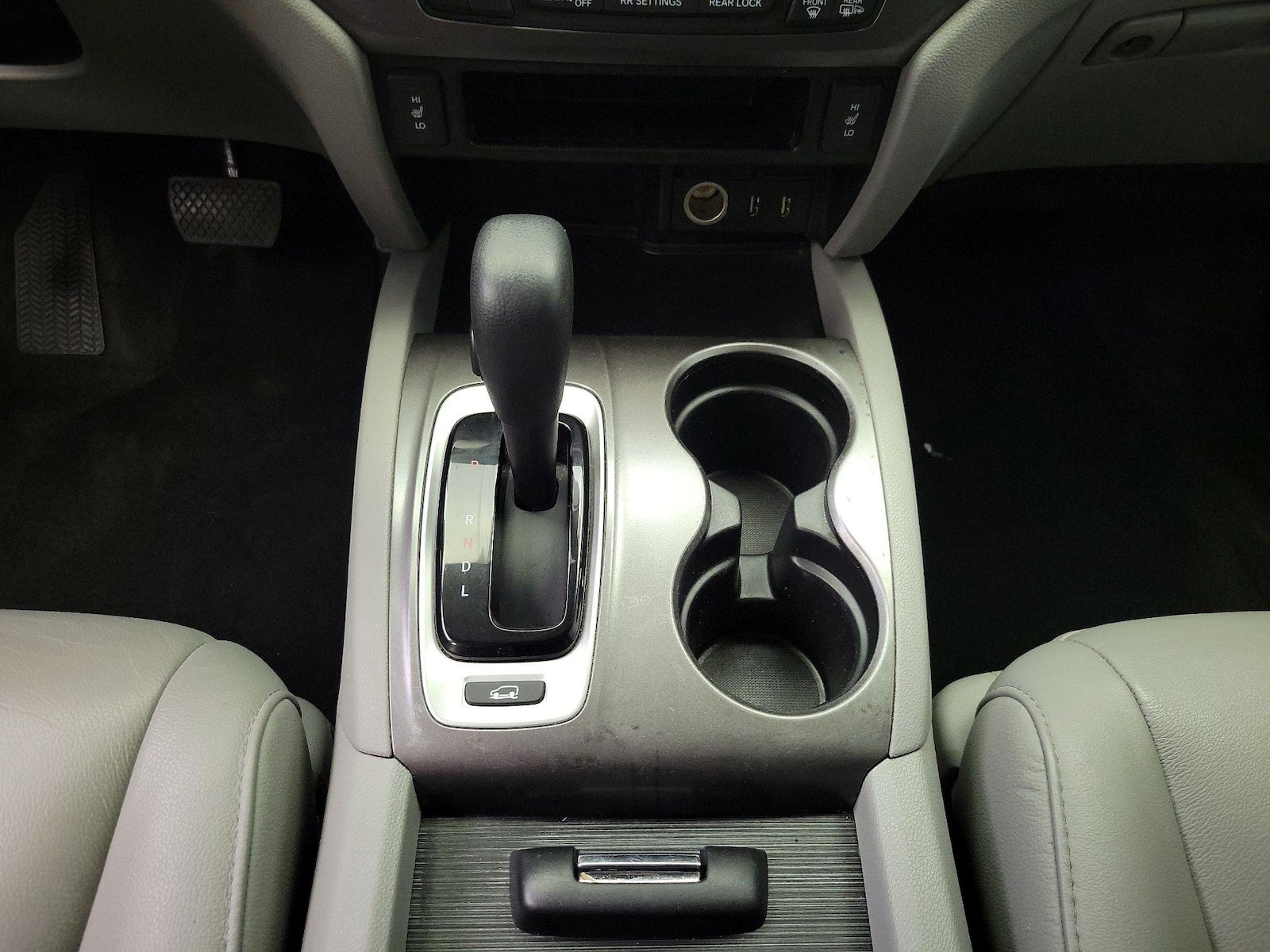 2017 Honda Pilot EX-L - Photo 17