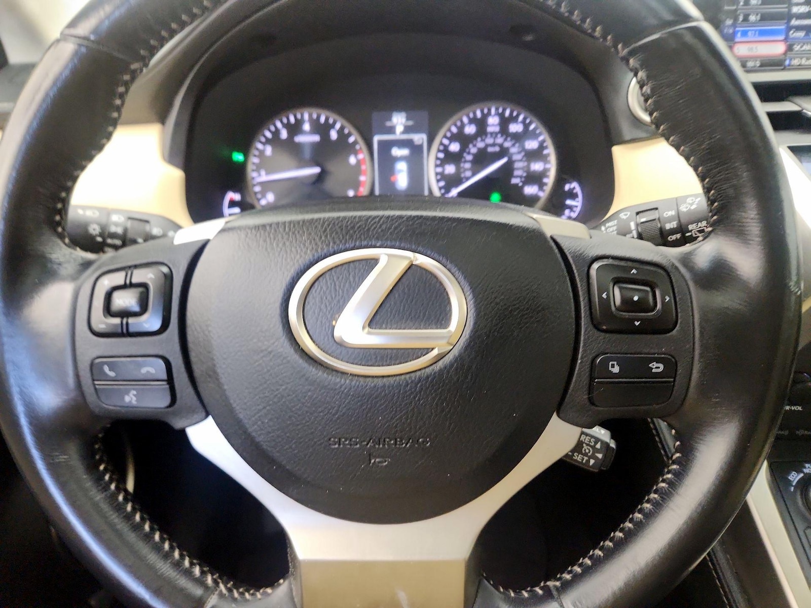 2015 Lexus NX 200t - Photo 11