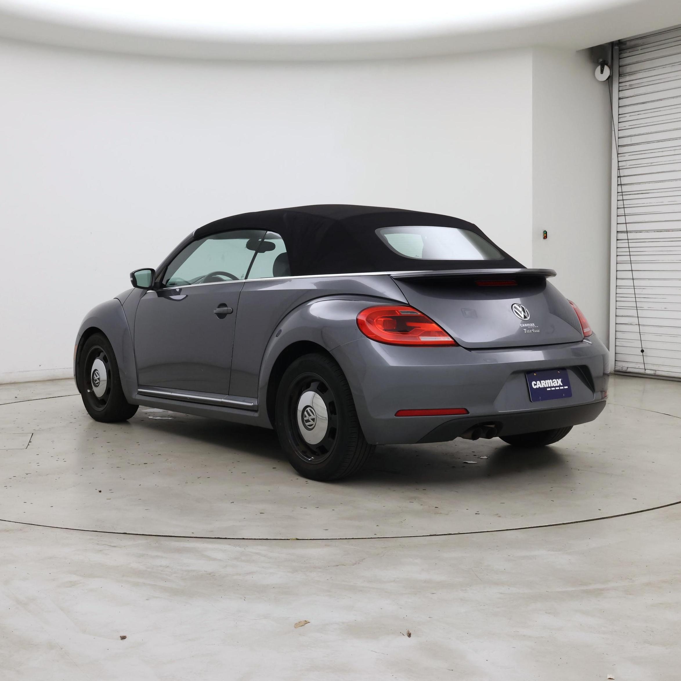 Thumbnail: 2016 Volkswagen Beetle - 2