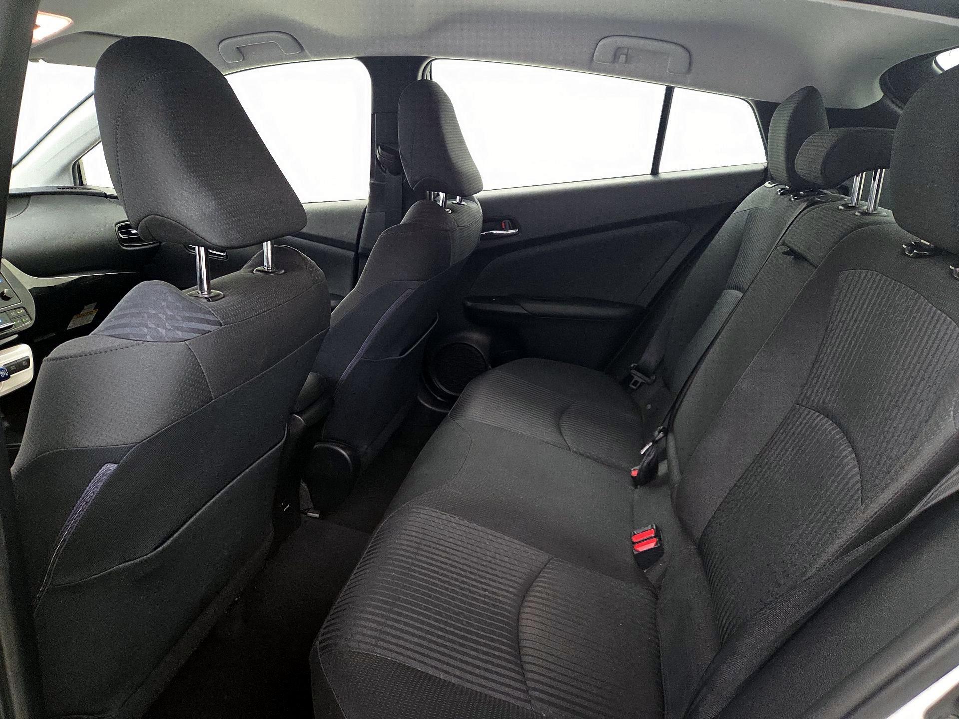 Thumbnail: 2016 Toyota Prius - 19