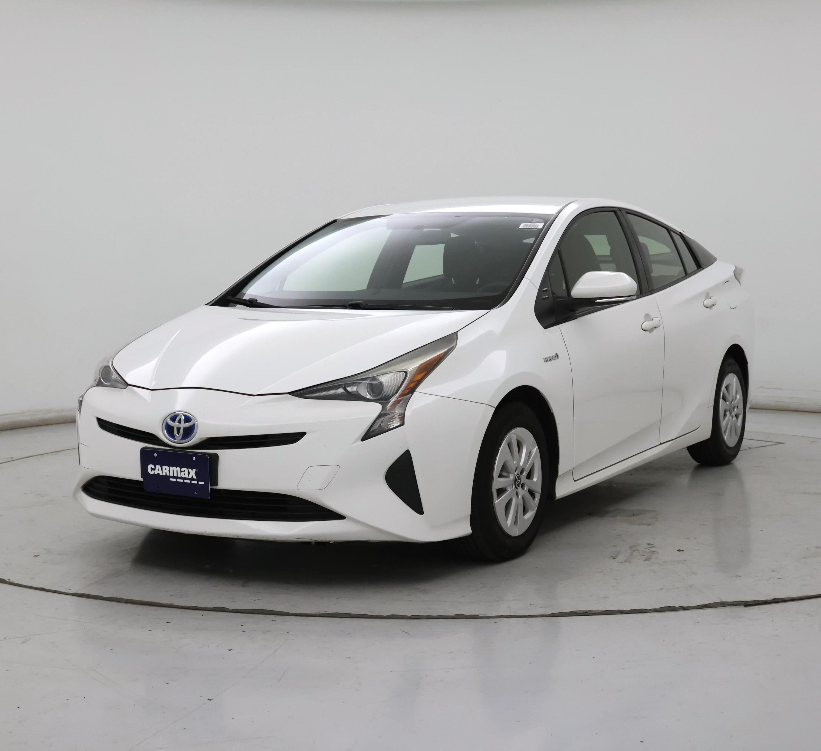 Thumbnail: 2016 Toyota Prius - 4