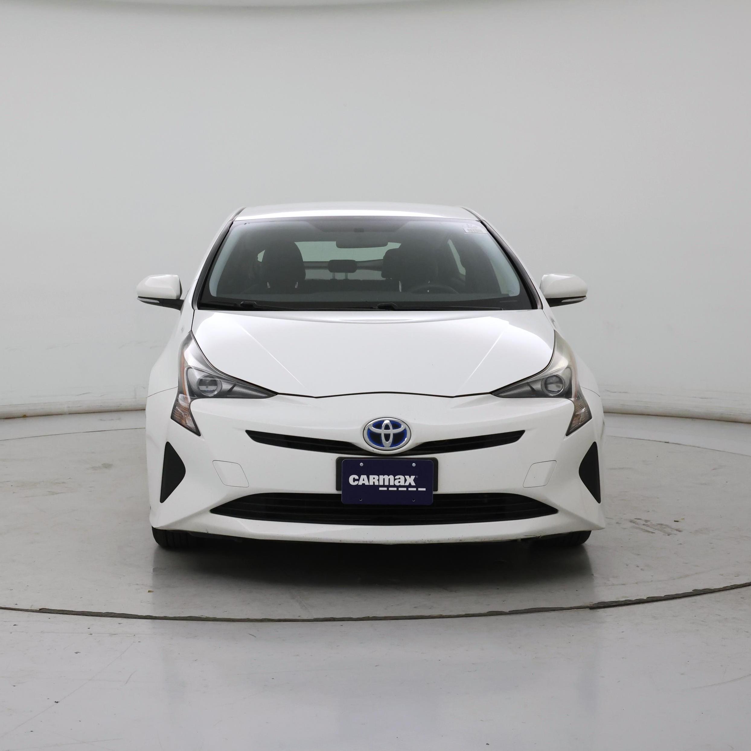 Thumbnail: 2016 Toyota Prius - 5