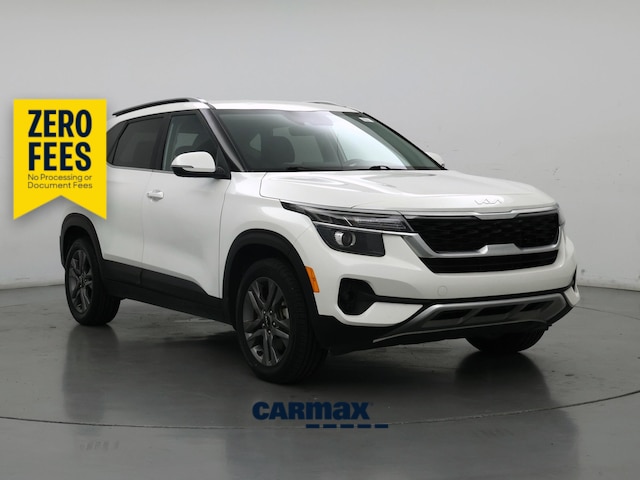 White 2023 Kia Seltos SUV / Crossover All-Wheel Drive Automatic