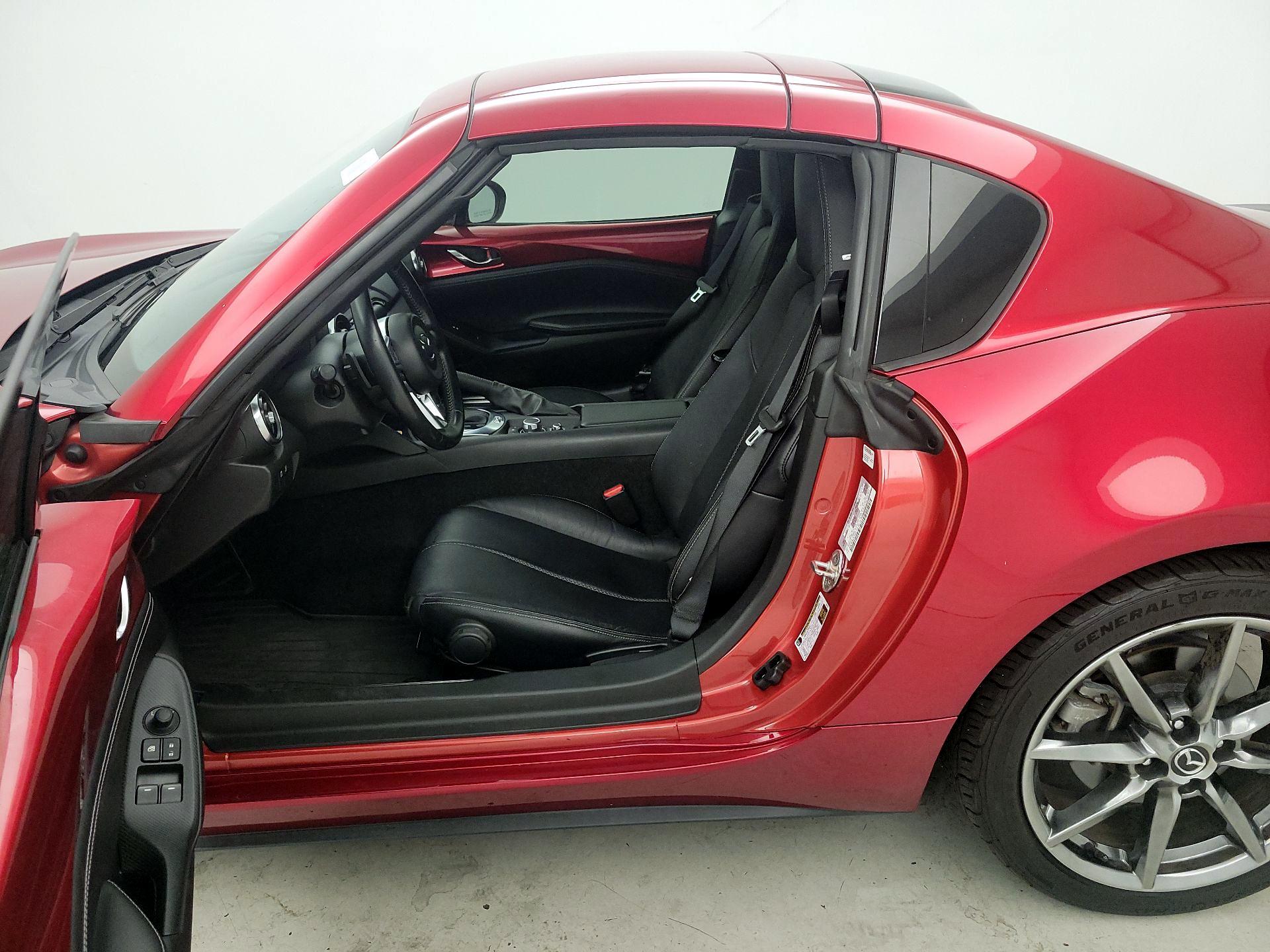 Thumbnail: 2020 Mazda MX-5 Miata - 9