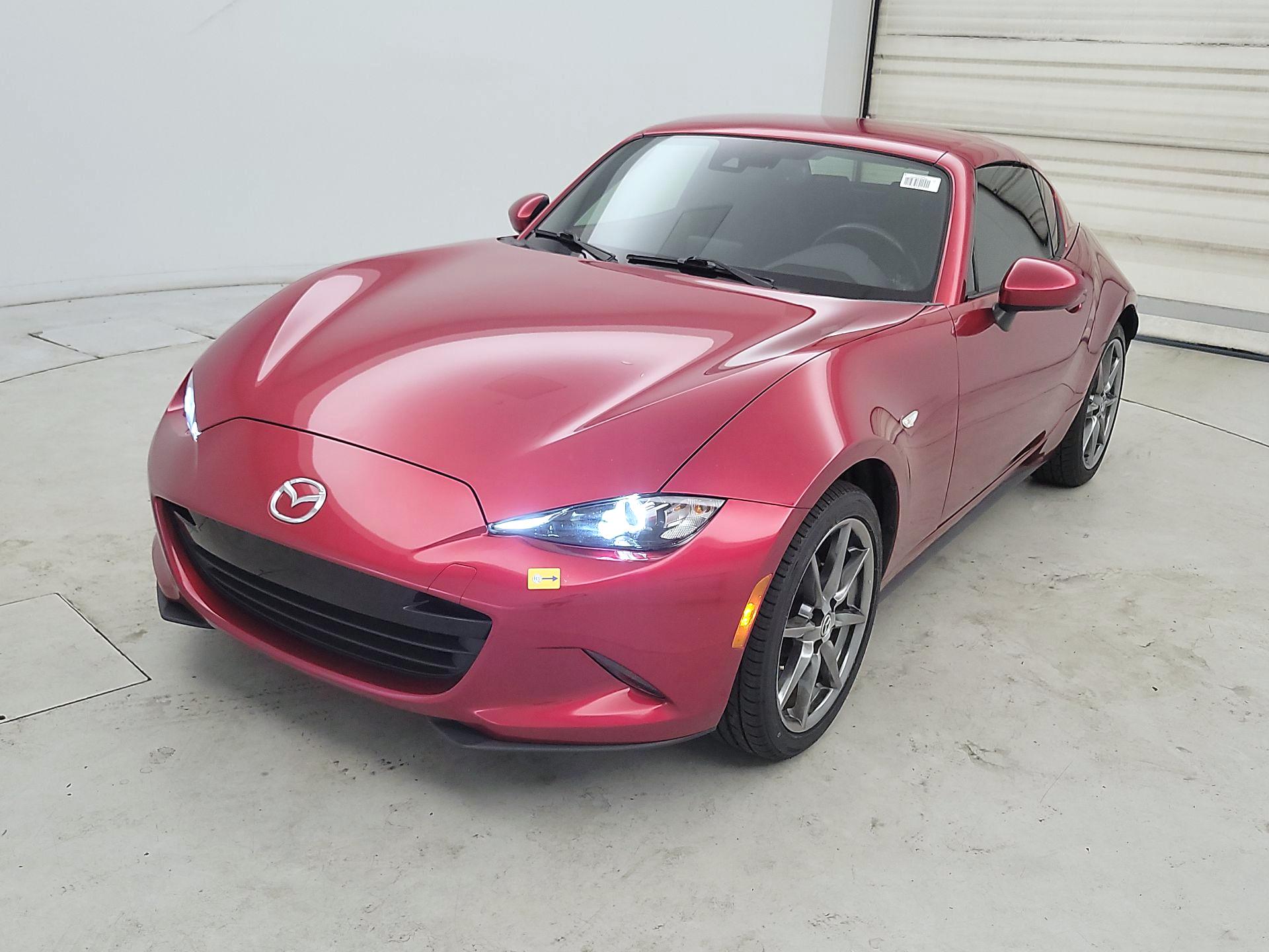 Thumbnail: 2020 Mazda MX-5 Miata - 3