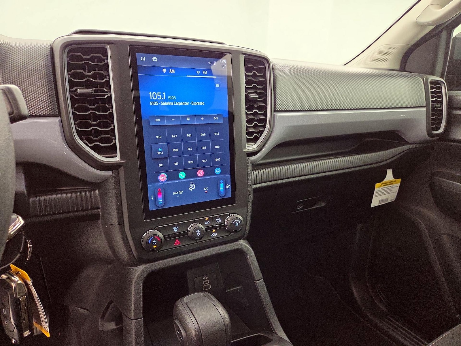 2025 Ford Ranger XL - Photo 16