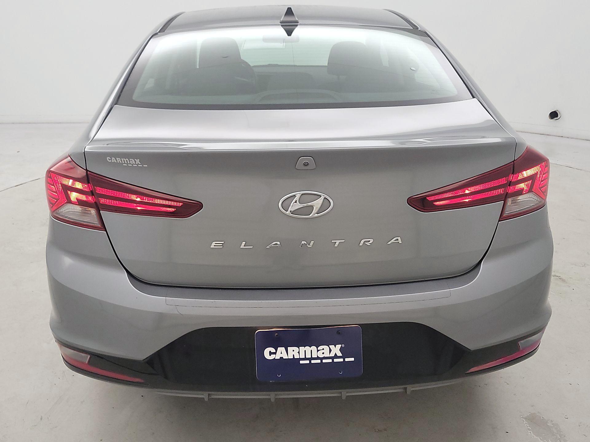 Thumbnail: 2019 Hyundai Elantra - 6