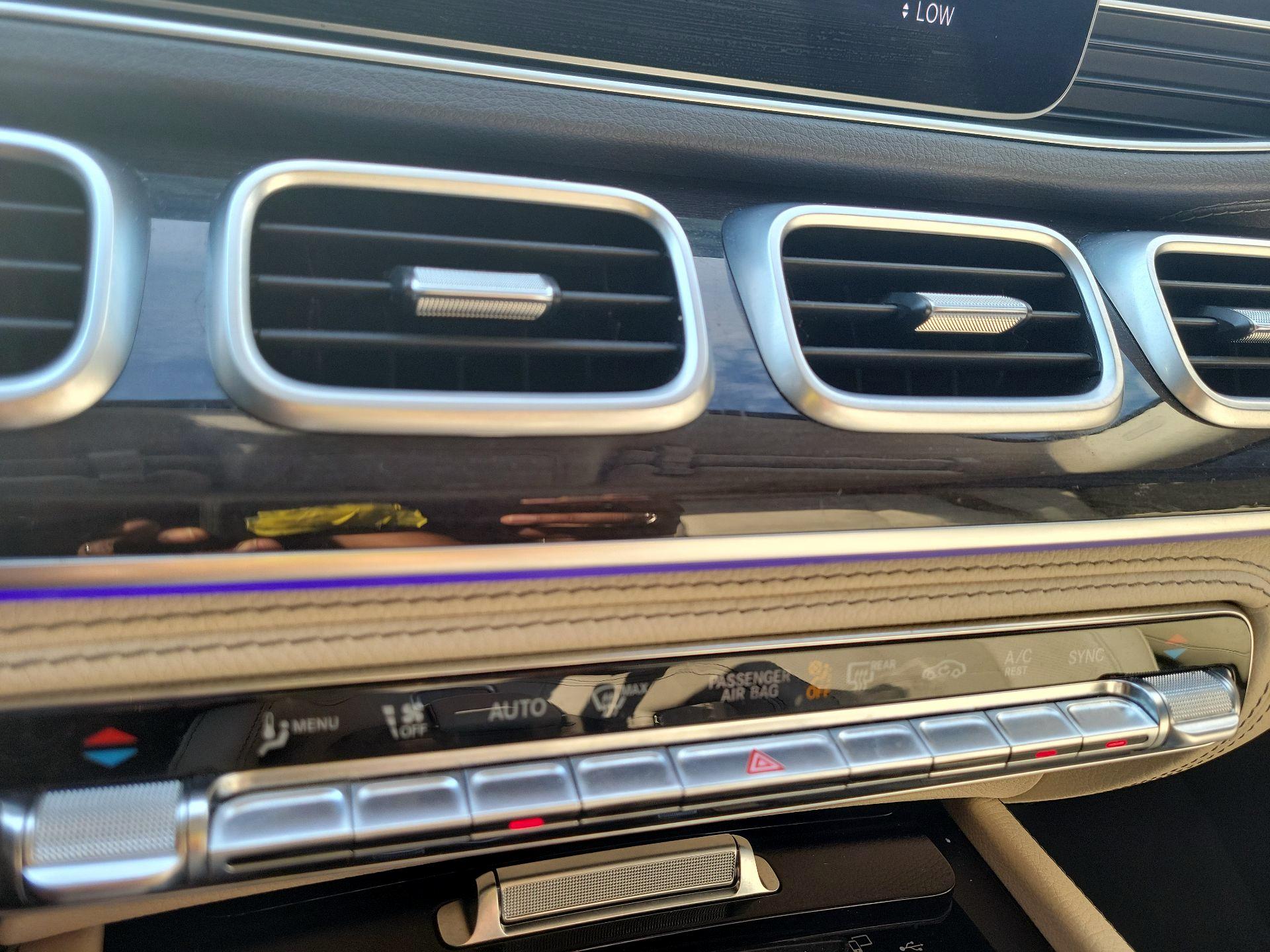 Thumbnail: 2020 Mercedes-Benz GLE - 17