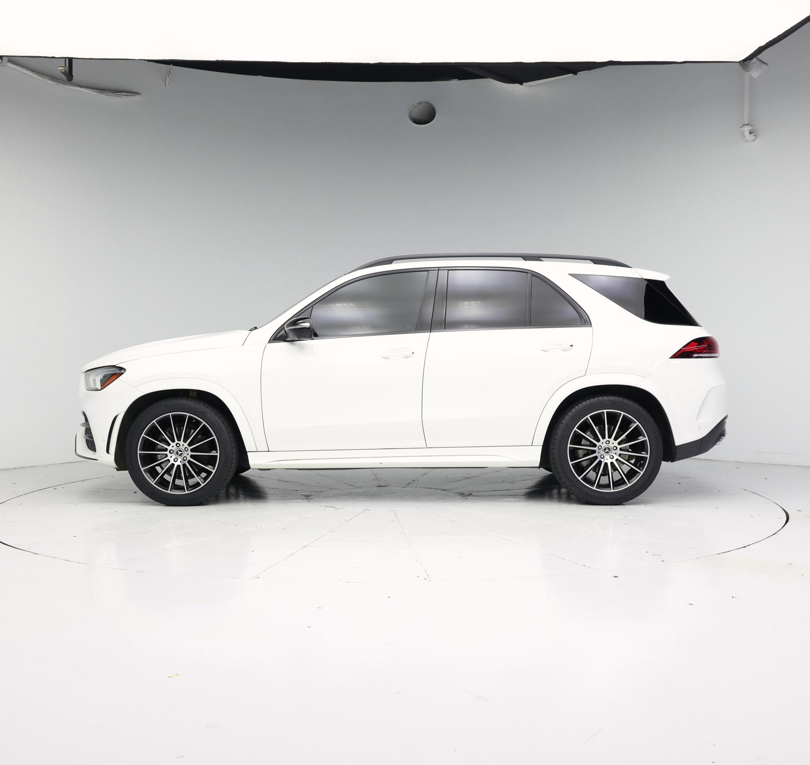 Thumbnail: 2020 Mercedes-Benz GLE - 3