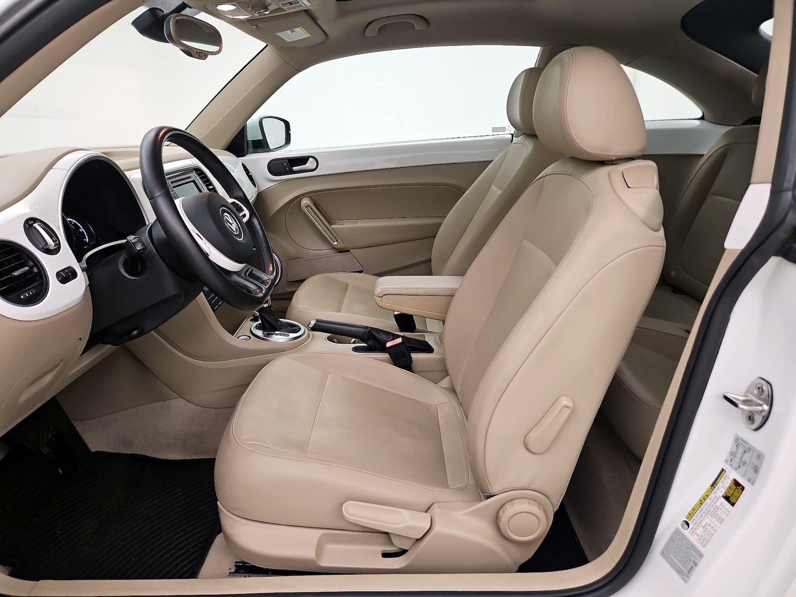 2016 Volkswagen Beetle SEL - Photo 12