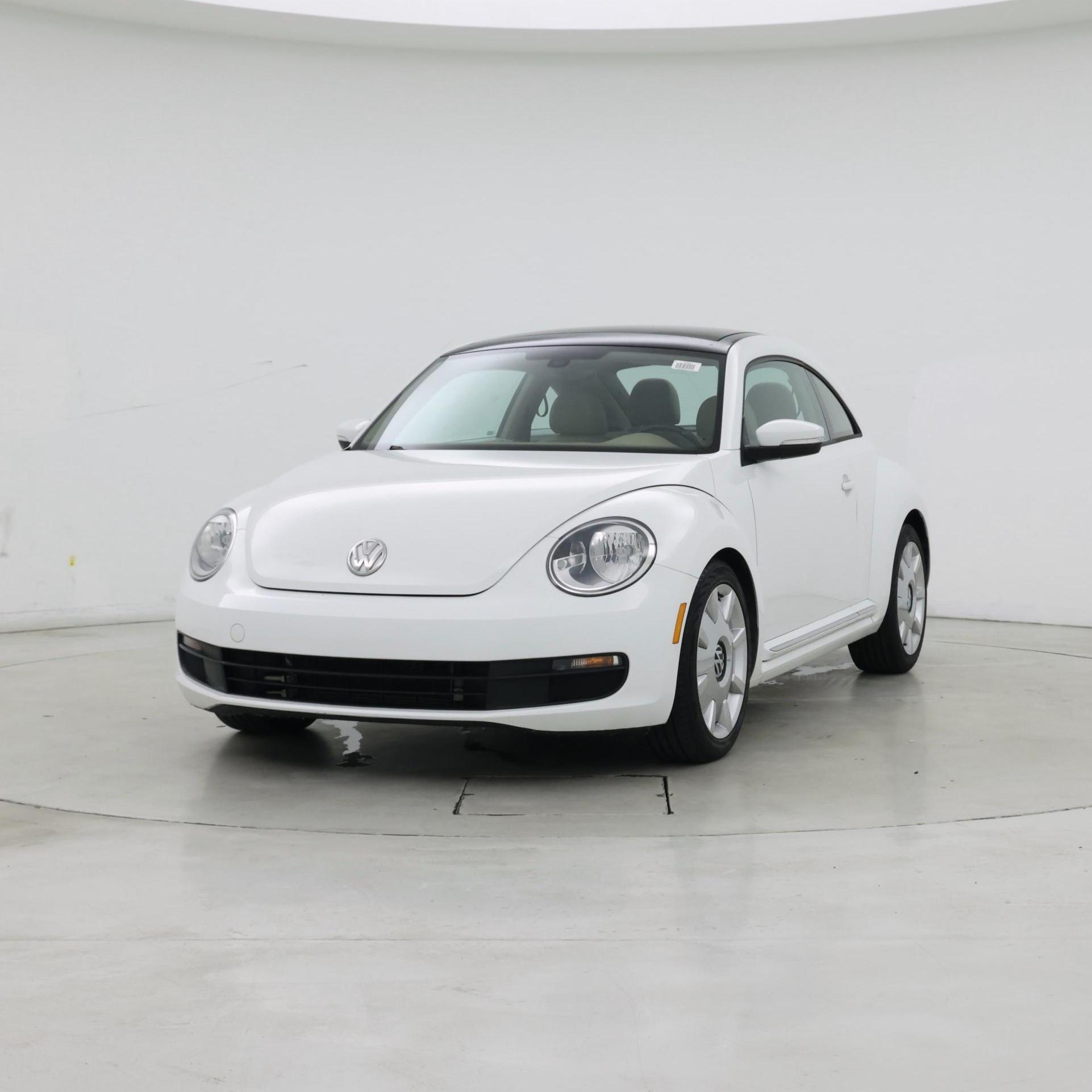Thumbnail: 2016 Volkswagen Beetle - 4