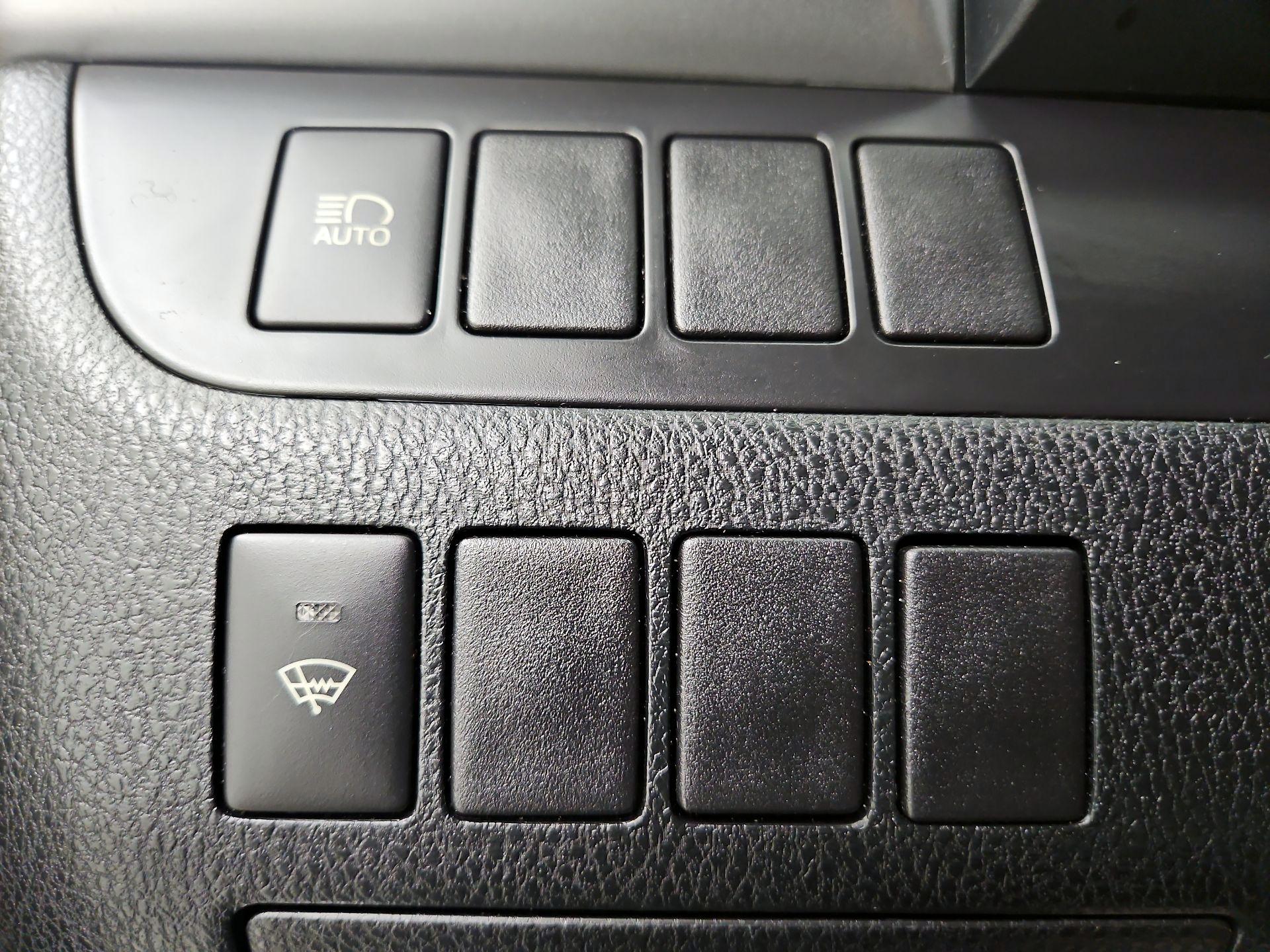 Thumbnail: 2019 Toyota Highlander - 13