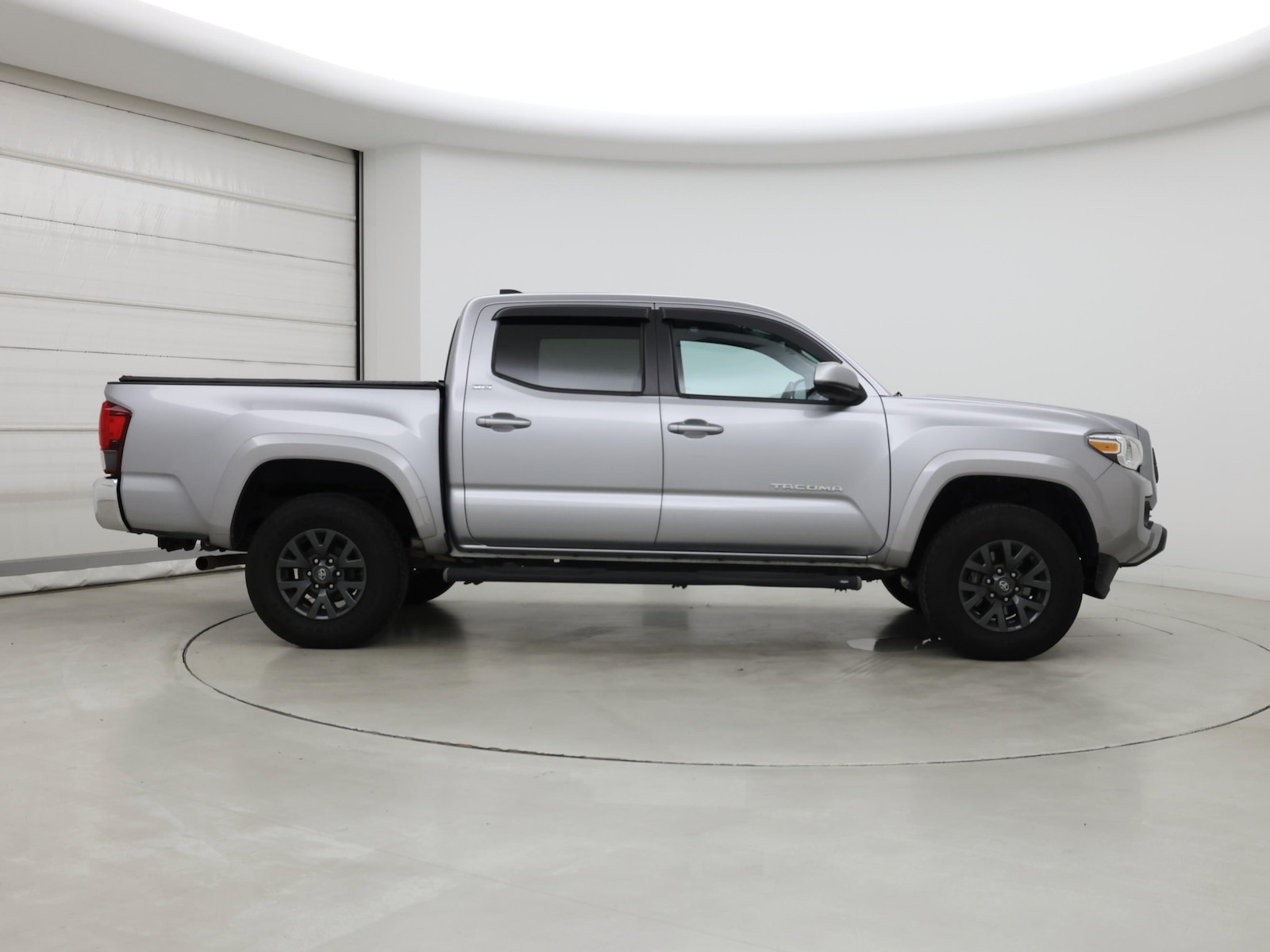 2020 Toyota Tacoma SR5 - Photo 8