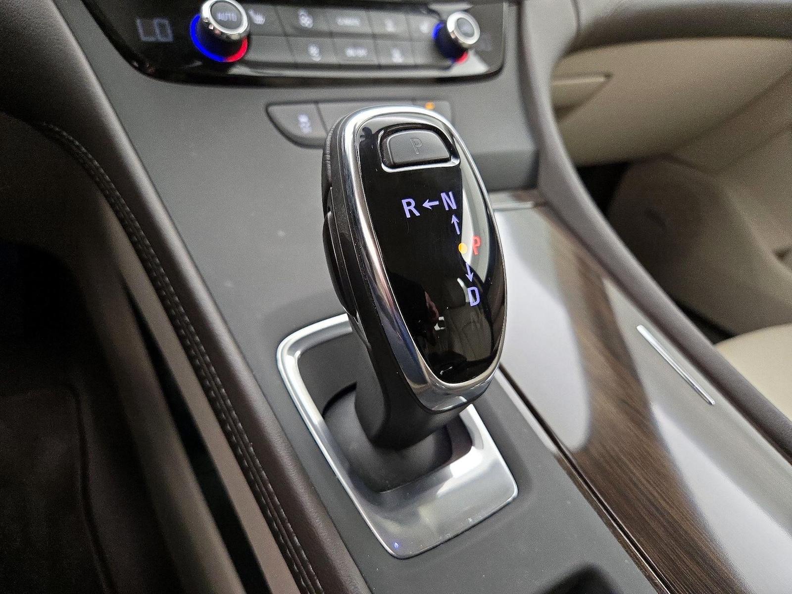 2017 Buick LaCrosse Essence - Photo 19