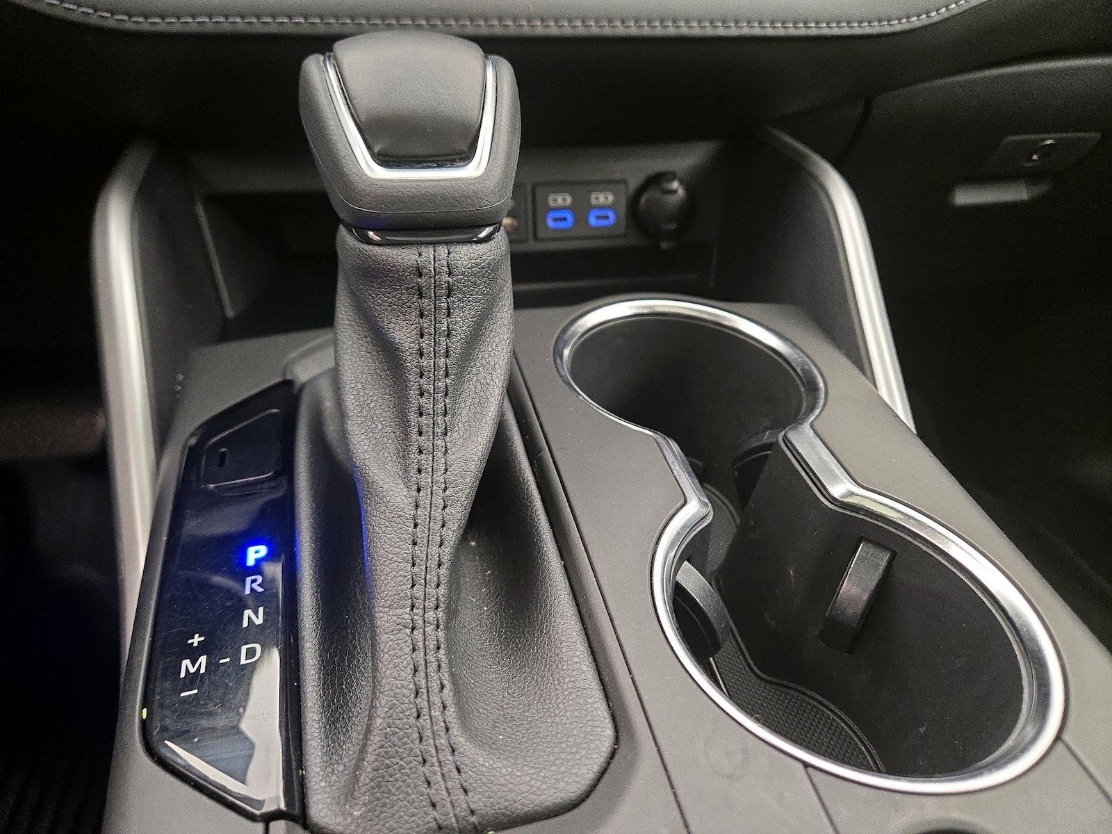 2022 Toyota Highlander XLE - Photo 18