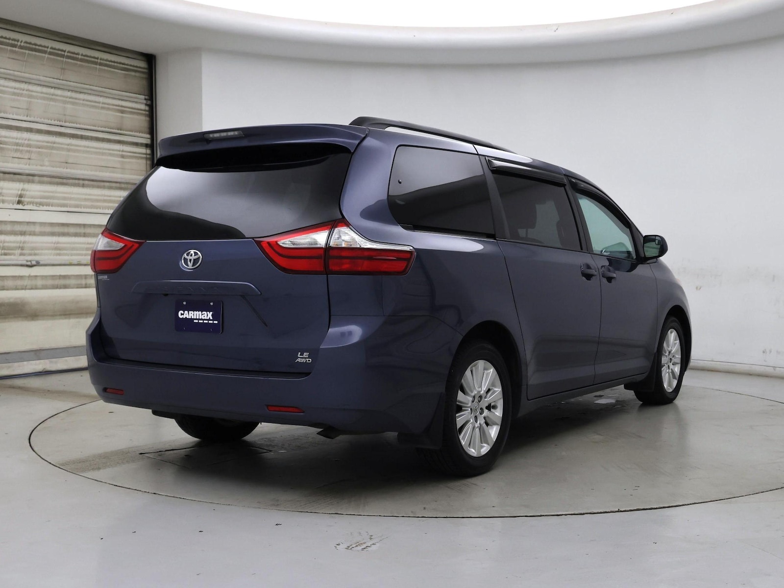 2015 Toyota Sienna LE - Photo 9