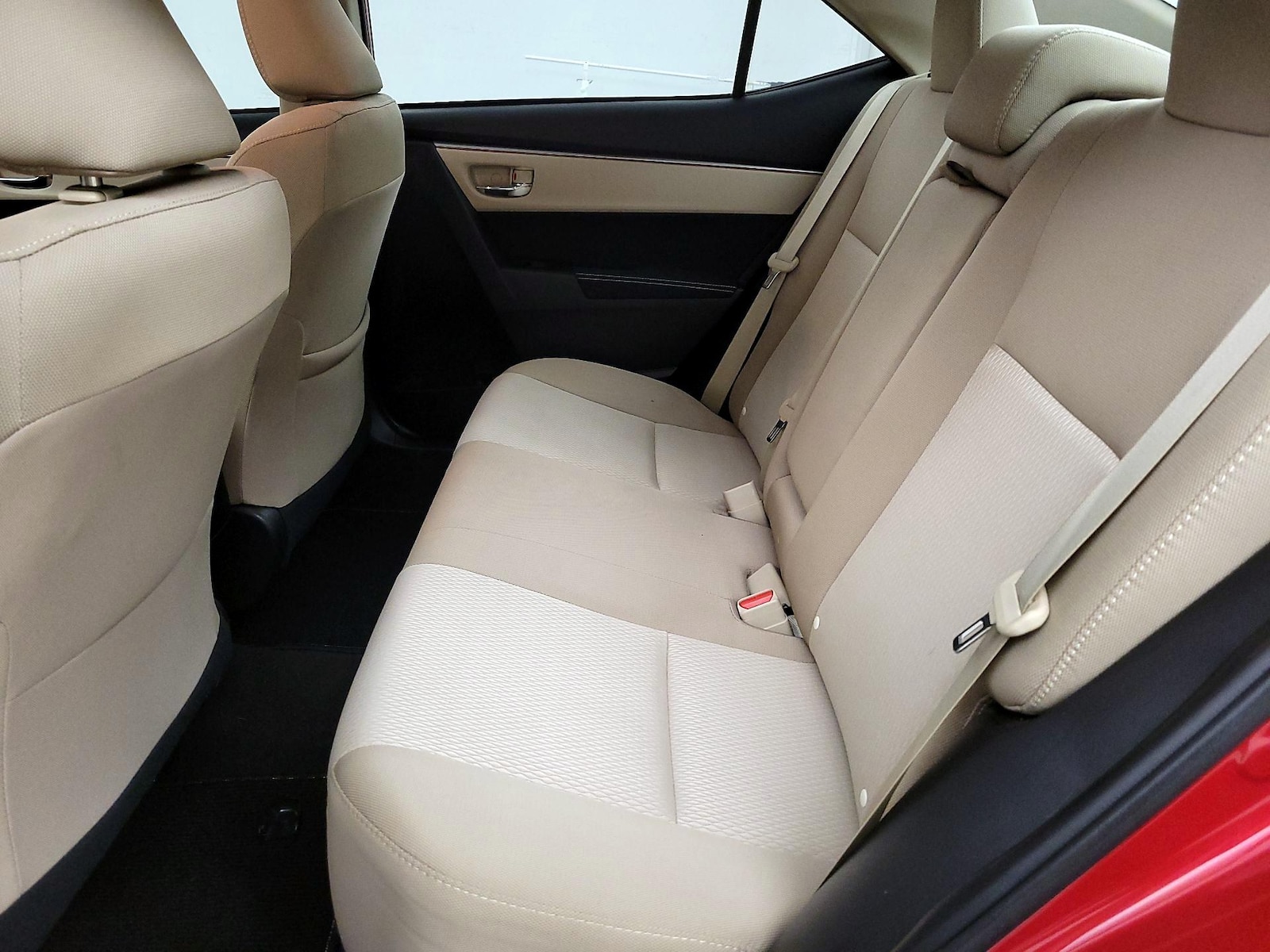 2016 Toyota Corolla LE - Photo 20
