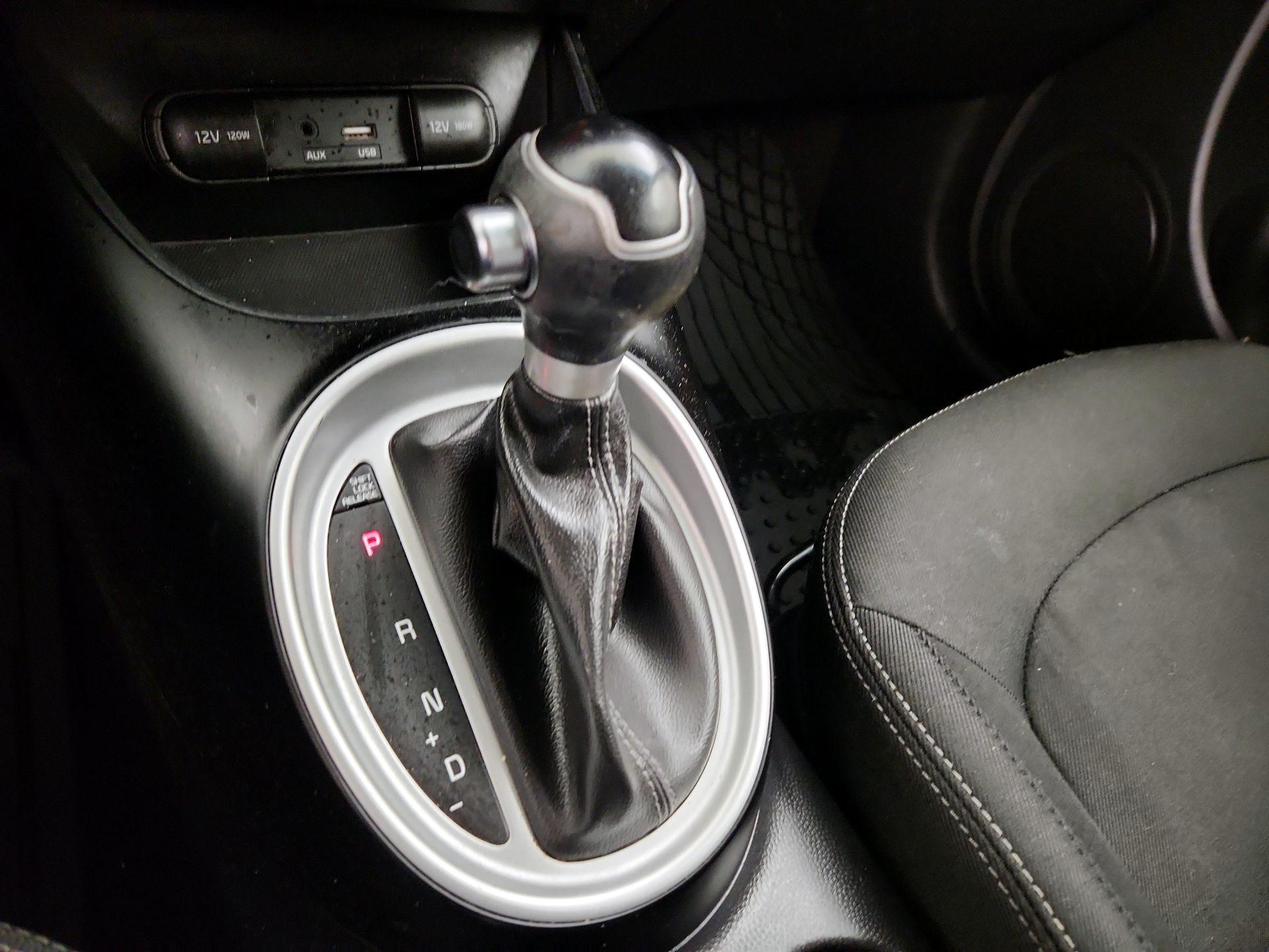 Thumbnail: 2017 Kia Soul - 17