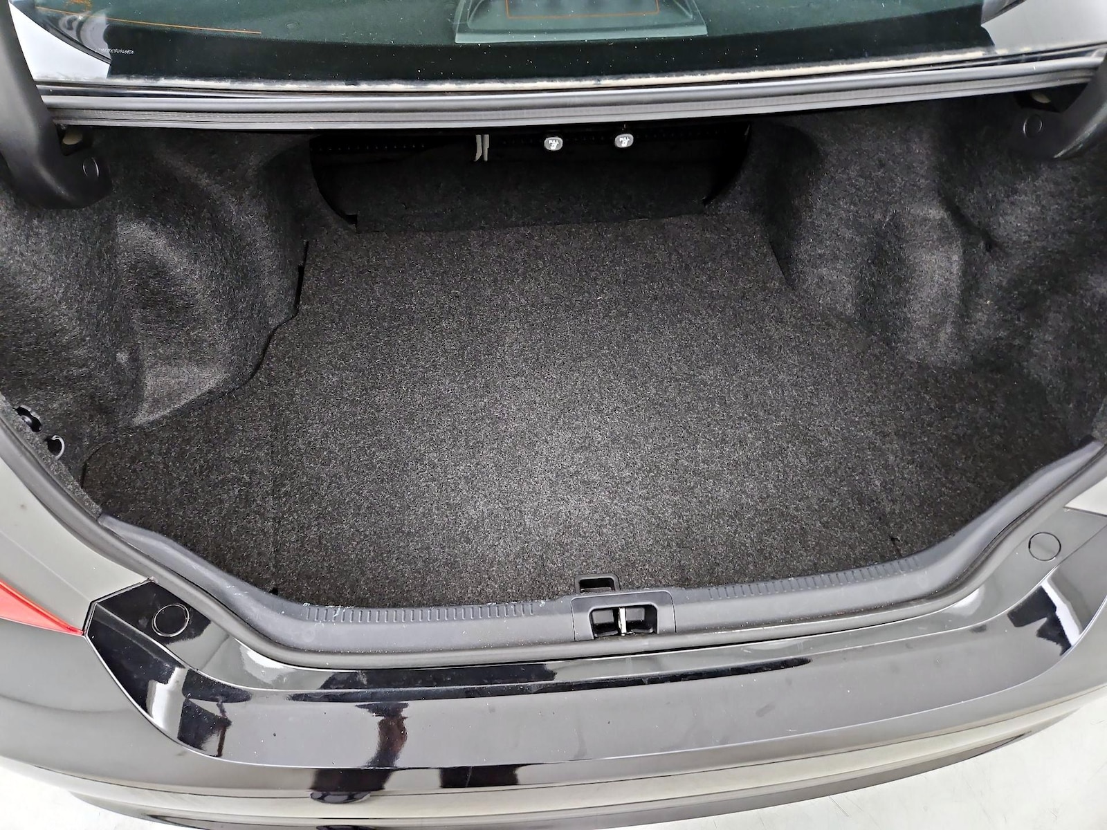 2015 Toyota Camry LE - Photo 20