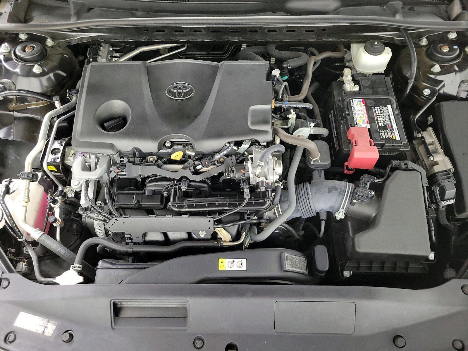 2021 Toyota Camry SE - Photo 22