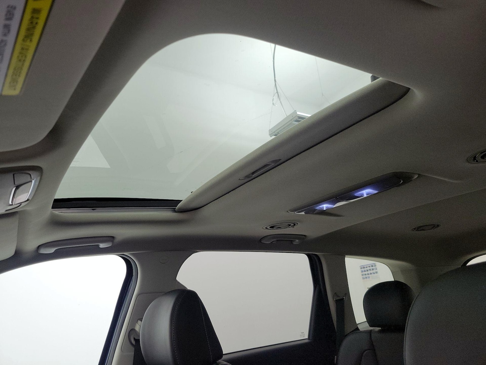 2024 Kia Telluride S - Photo 21