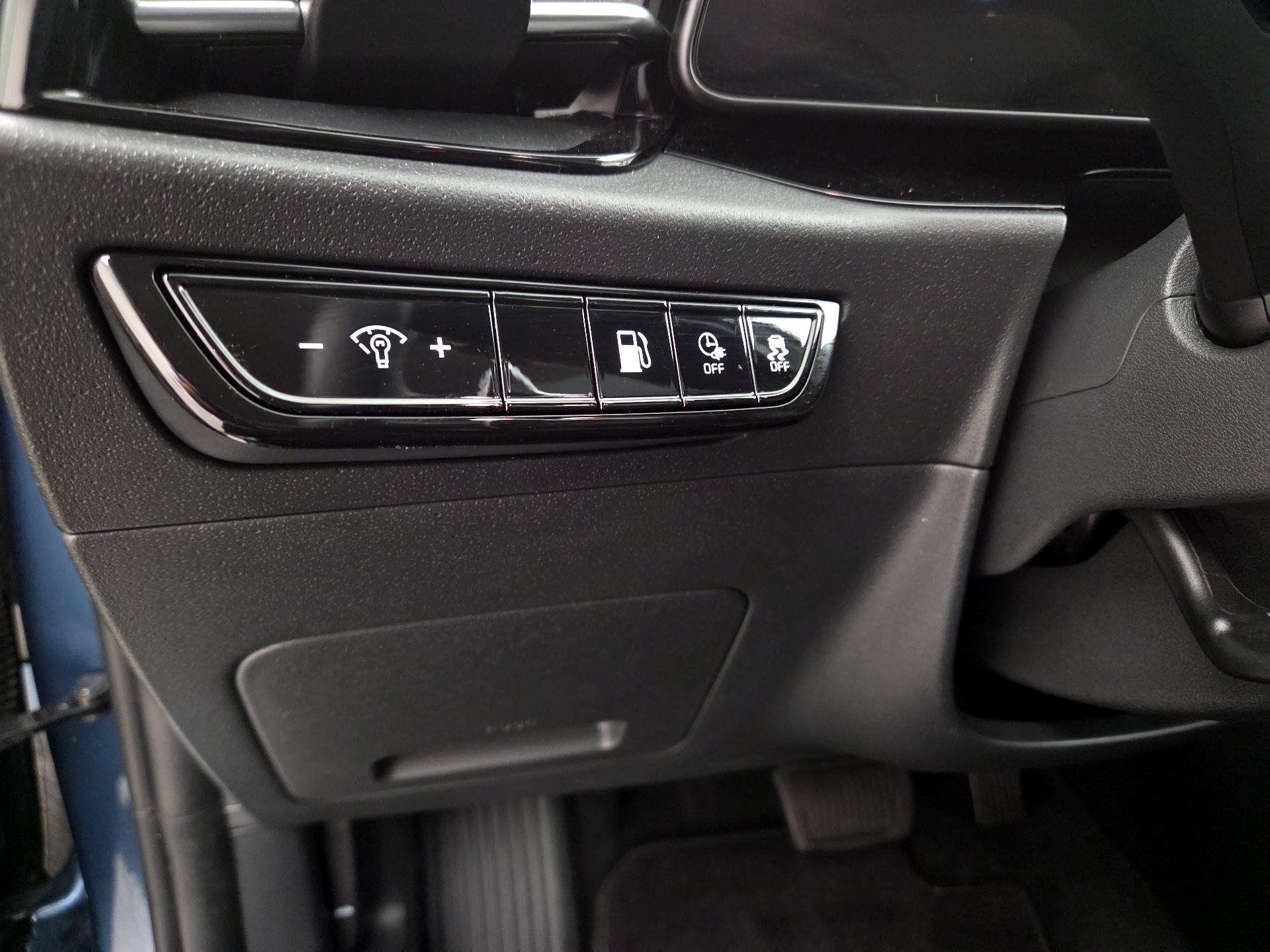 Thumbnail: 2024 Kia Niro - 13