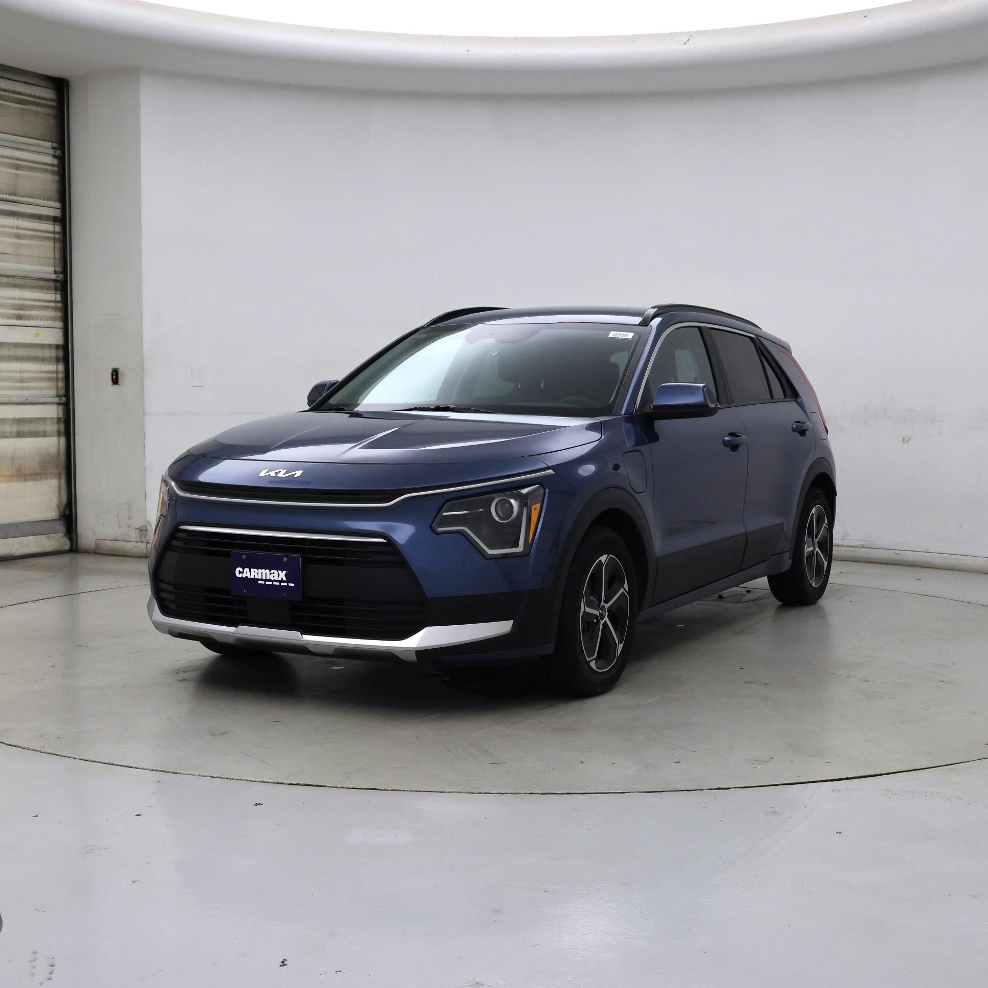 Thumbnail: 2024 Kia Niro - 4