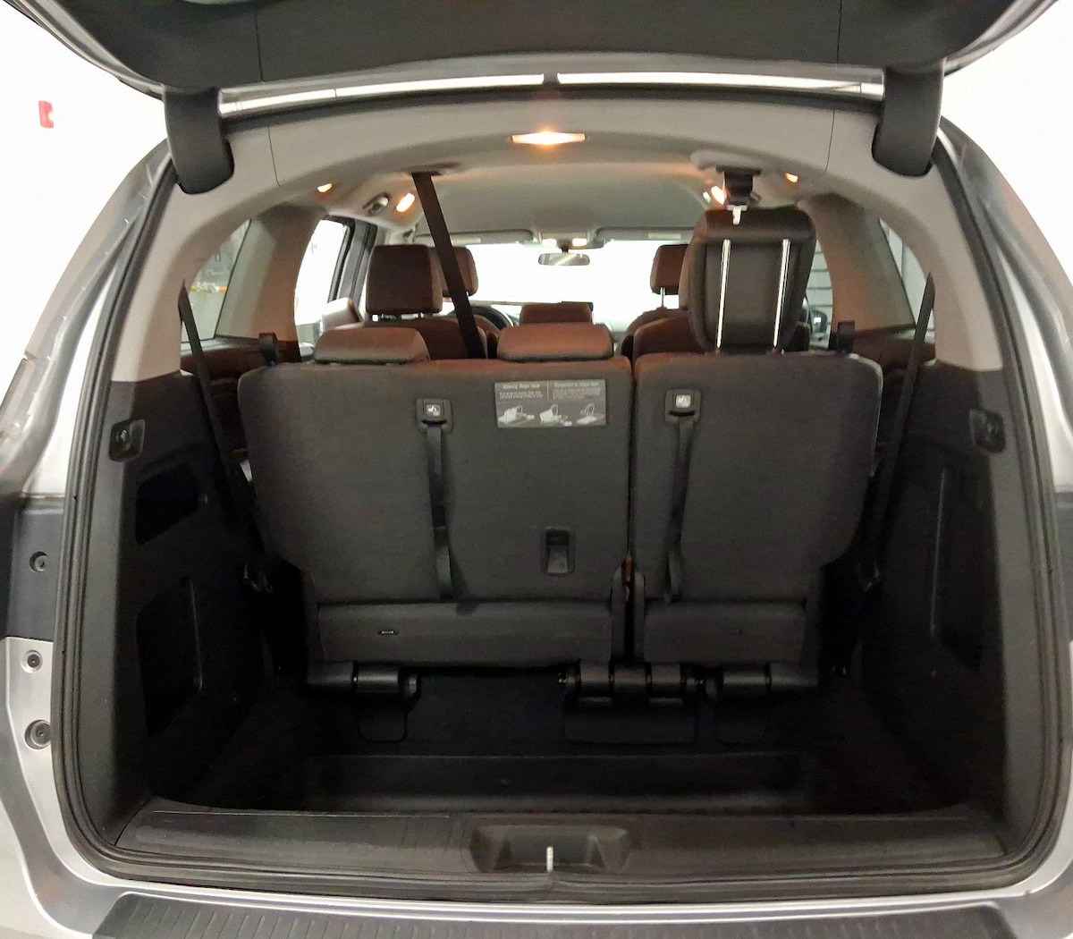Trunk/Cargo (Seats Up)