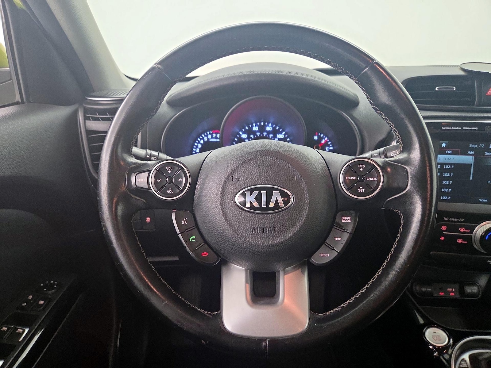 2017 Kia Soul + - Photo 11