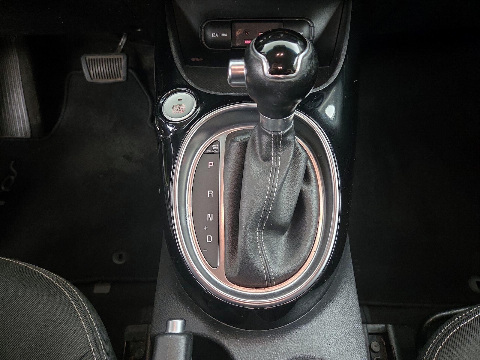 2017 Kia Soul + - Photo 19