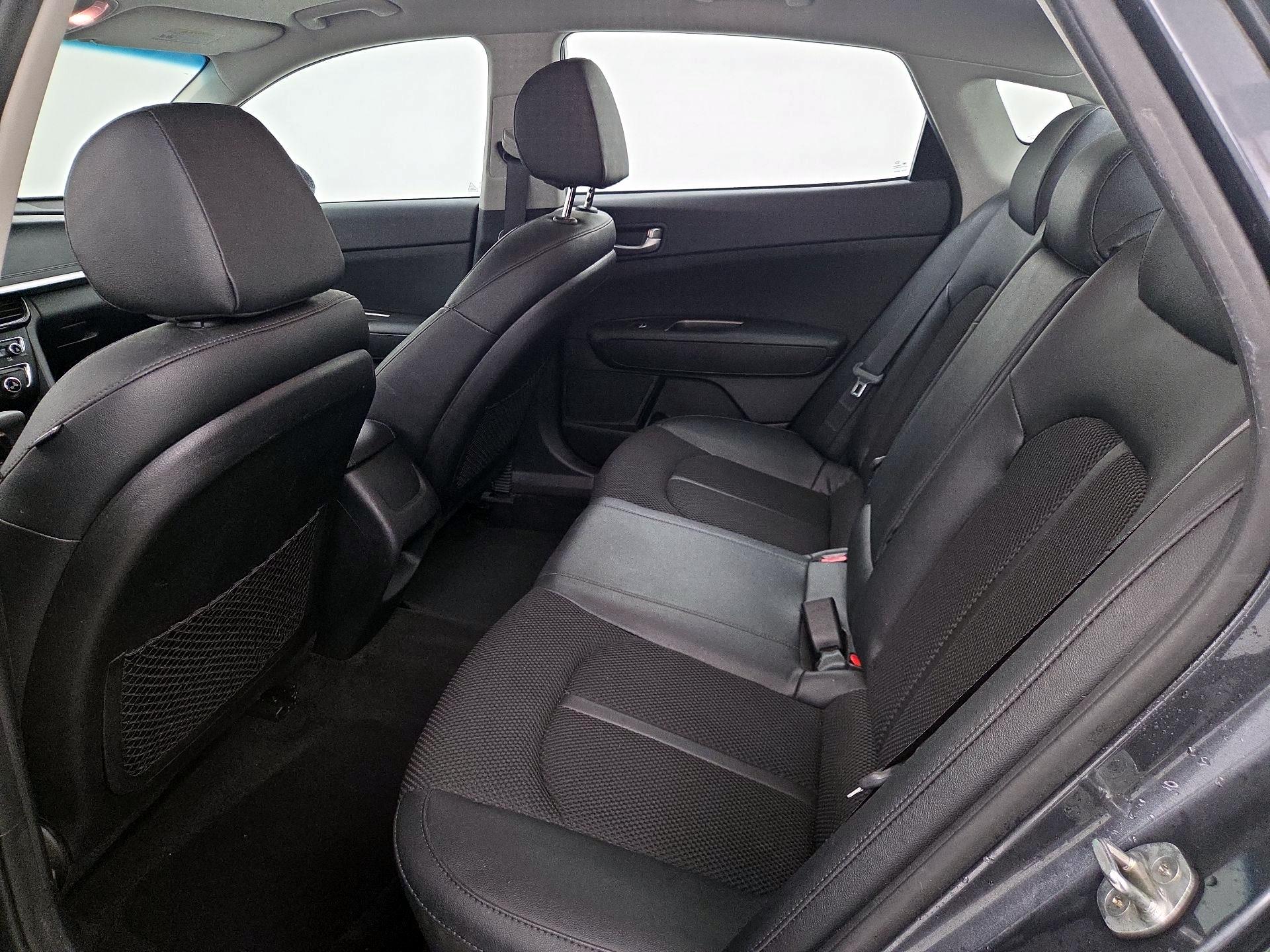 Thumbnail: 2020 Kia Optima - 19