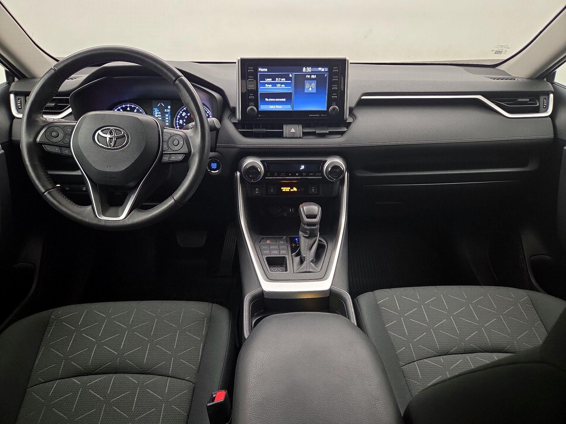 Thumbnail: 2019 Toyota RAV4 - 9