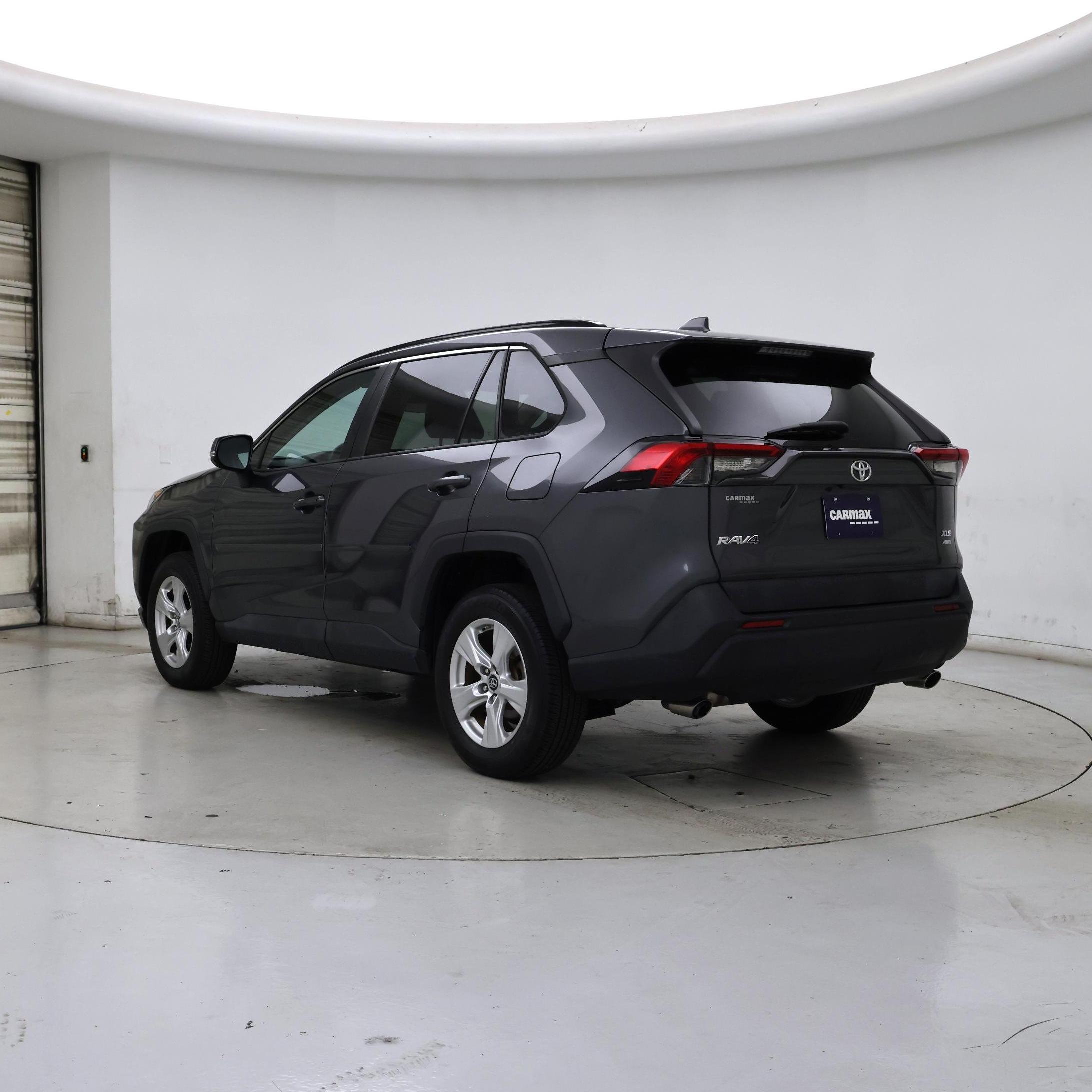 Thumbnail: 2019 Toyota RAV4 - 2