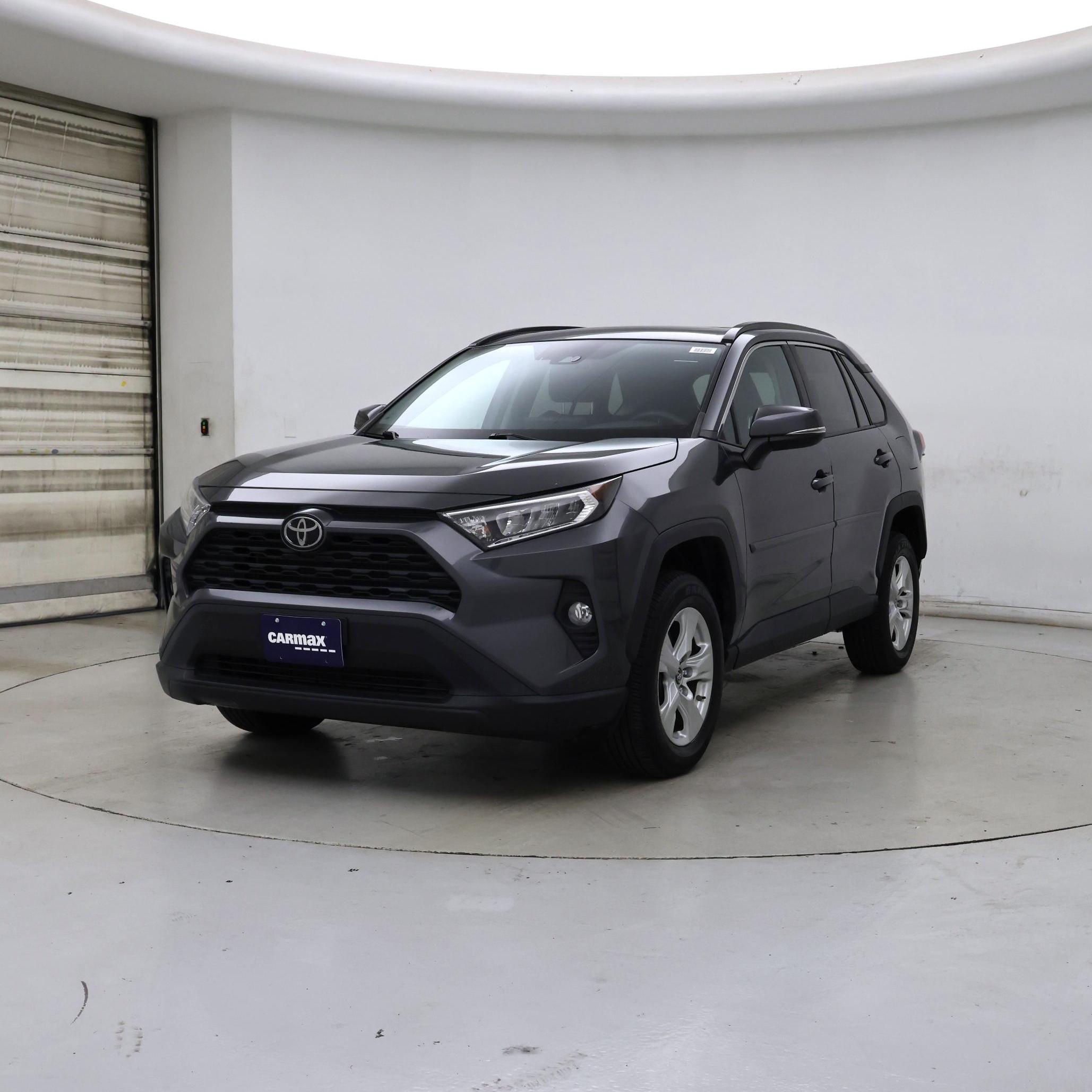 Thumbnail: 2019 Toyota RAV4 - 4