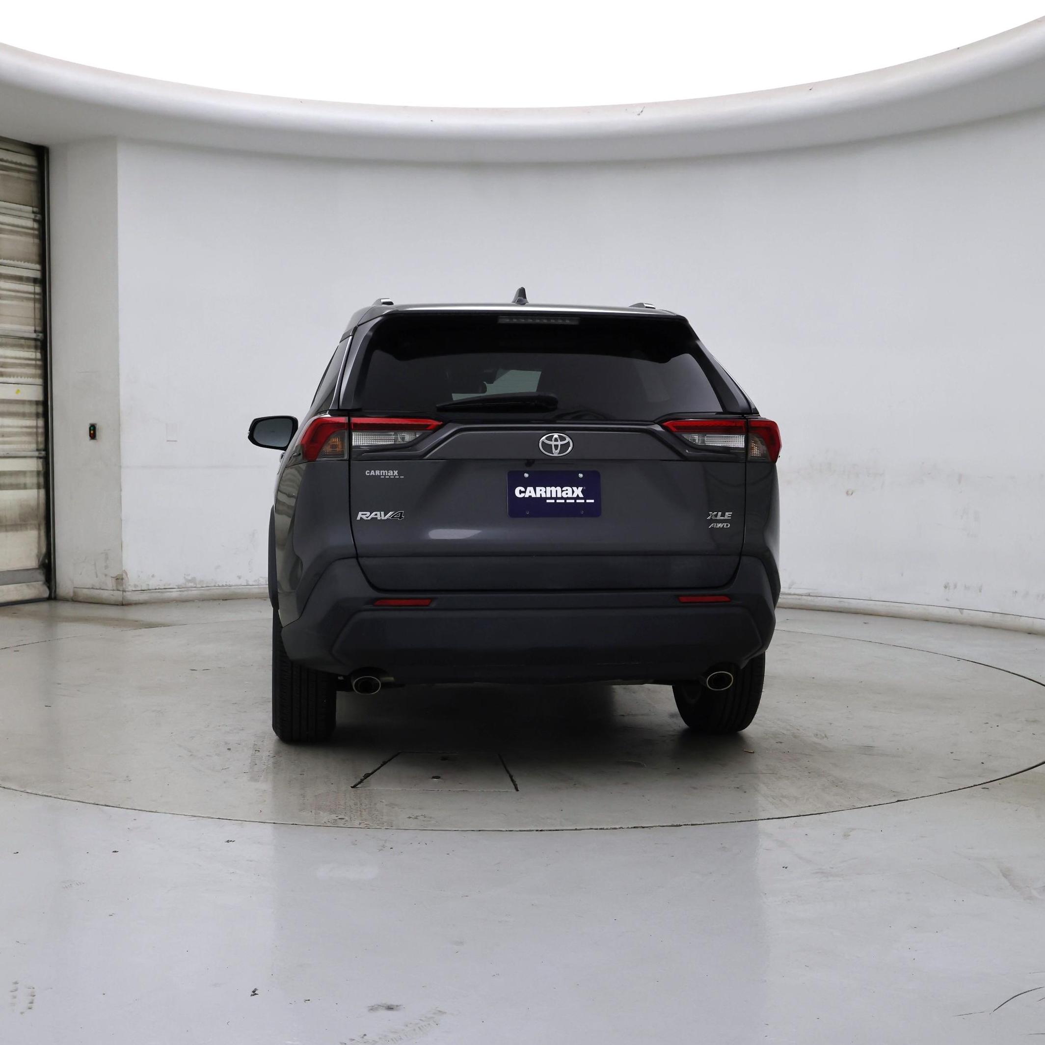 Thumbnail: 2019 Toyota RAV4 - 6