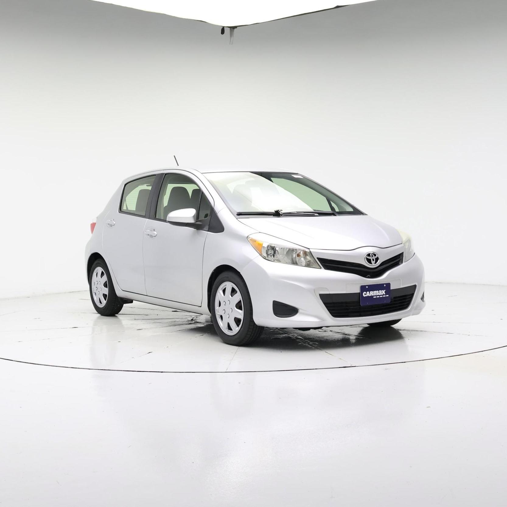 Silver 2014 Toyota Yaris Hatchback Front-Wheel Drive Automatic