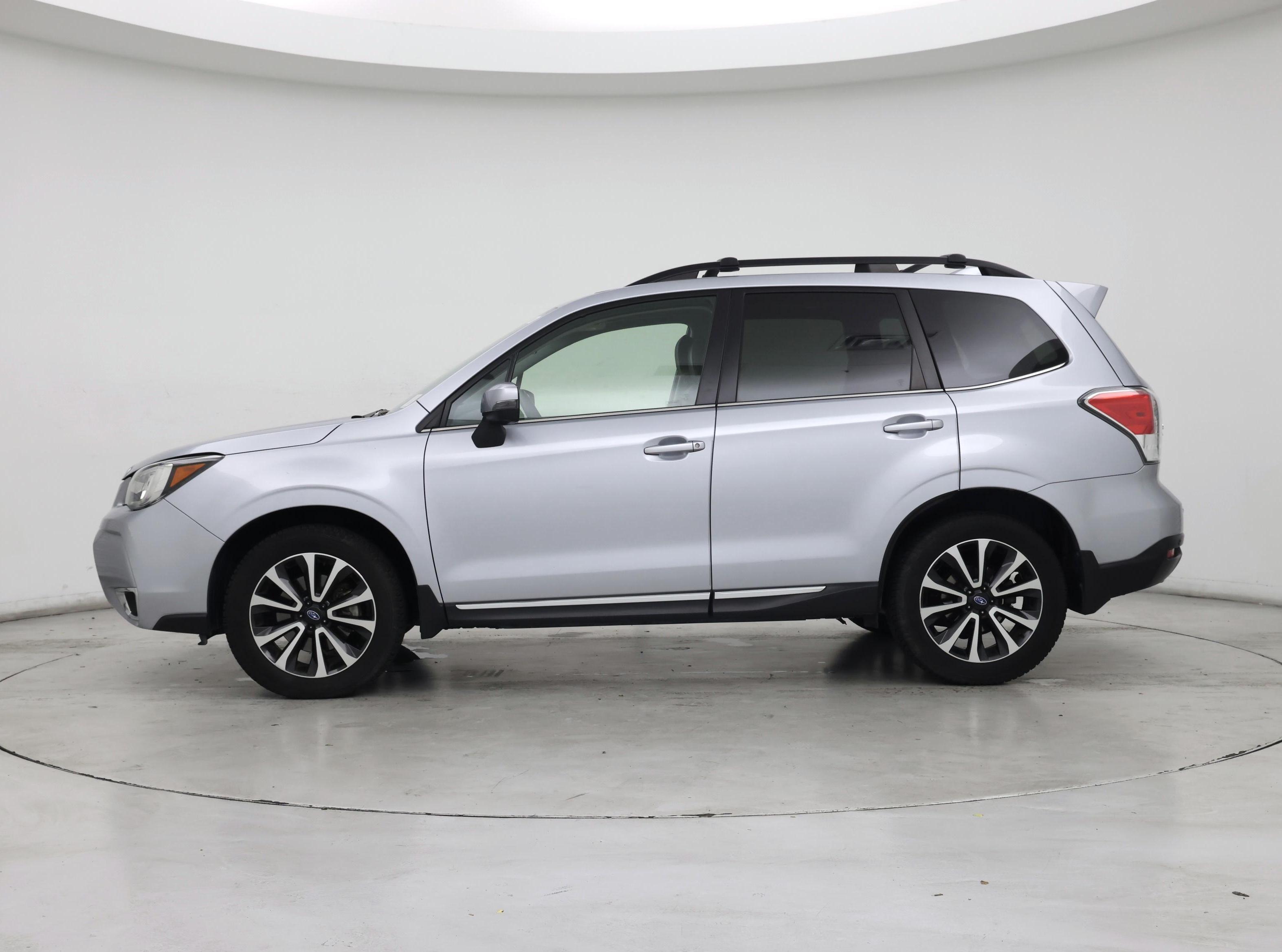 Thumbnail: 2017 Subaru Forester - 3