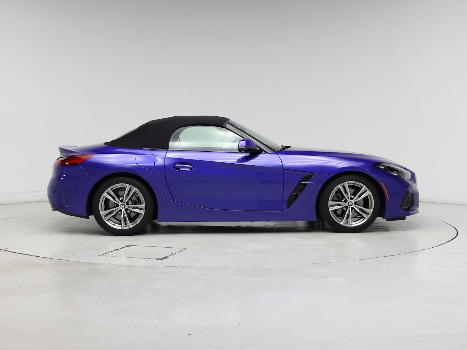 2025 BMW Z4 30i - Photo 8