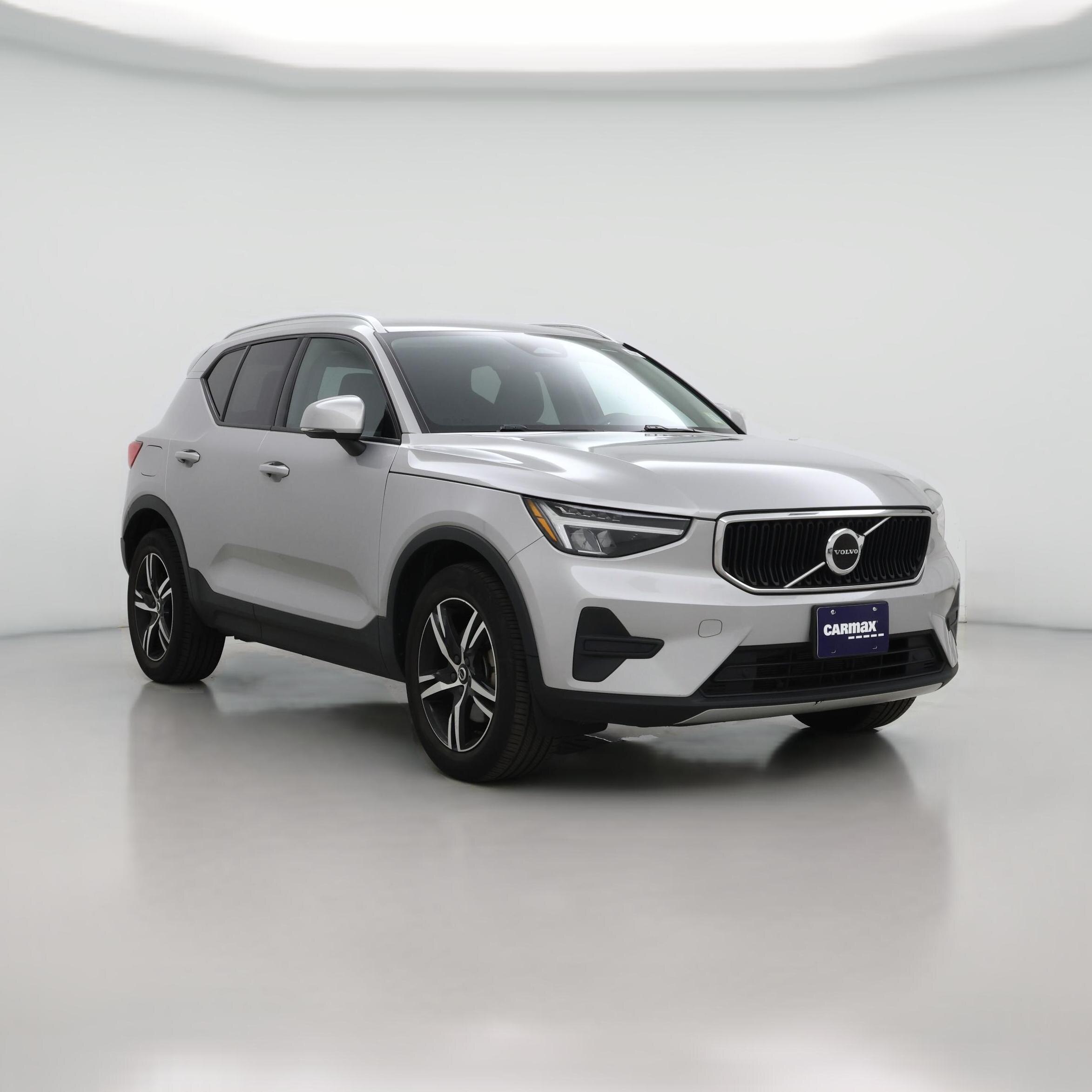 Thumbnail: 2023 Volvo XC40 - 1