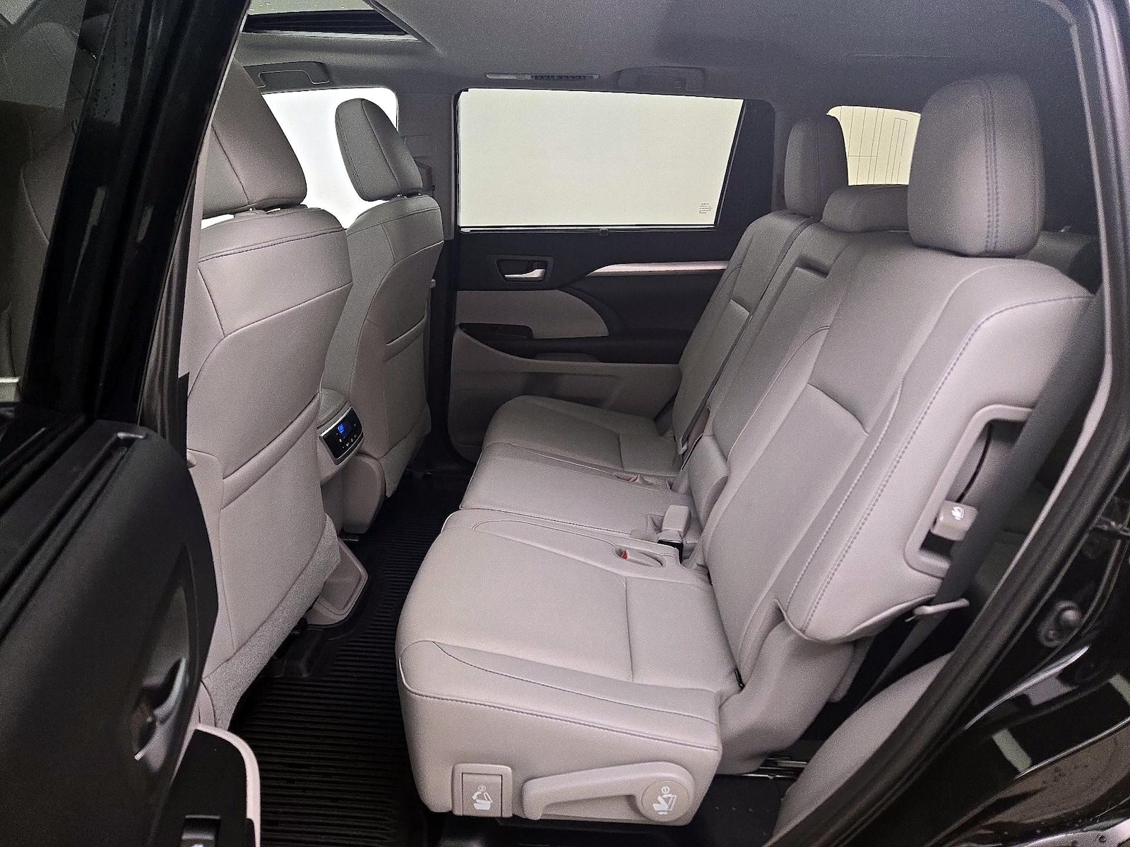 Rear Air Conditioning