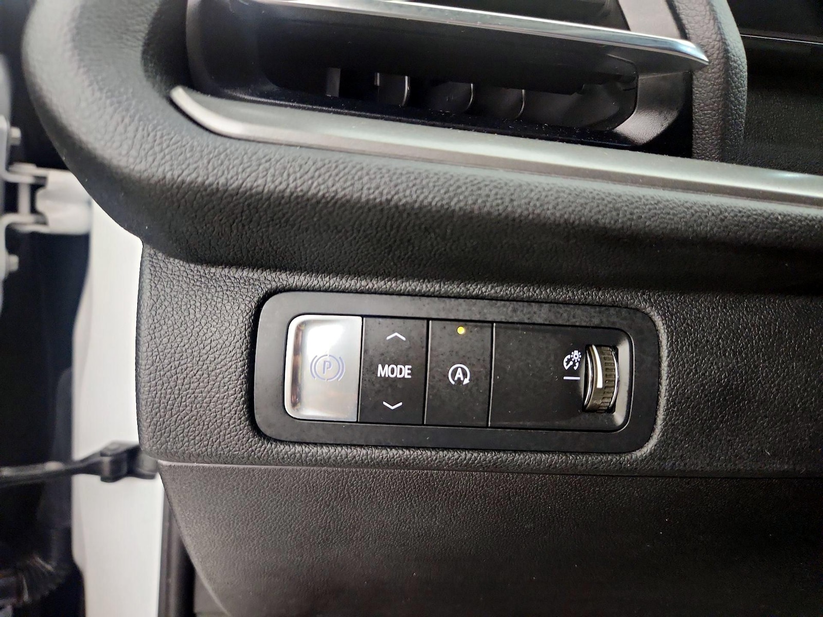 2025 Chevrolet Traverse LT - Photo 14