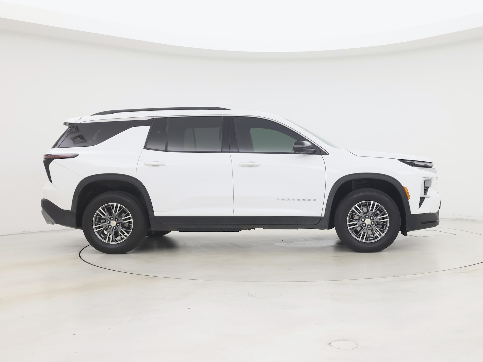 2025 Chevrolet Traverse LT - Photo 8