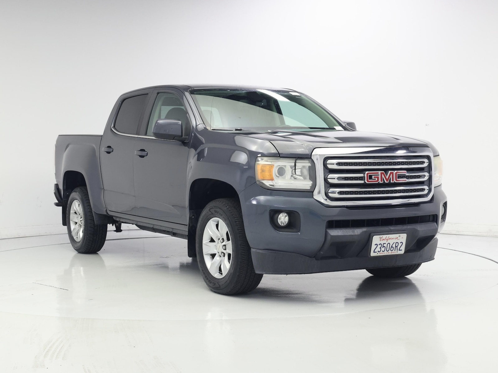 2016 GMC Canyon SLE - Photo 2