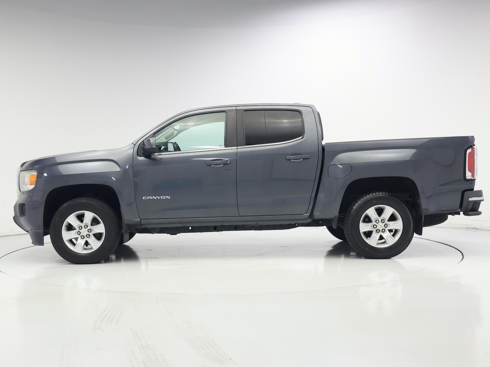 2016 GMC Canyon SLE - Photo 4